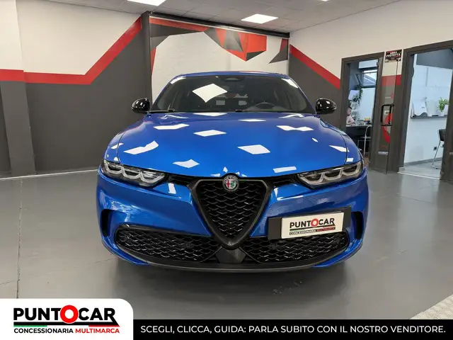 Alfa Romeo Tonale view 2