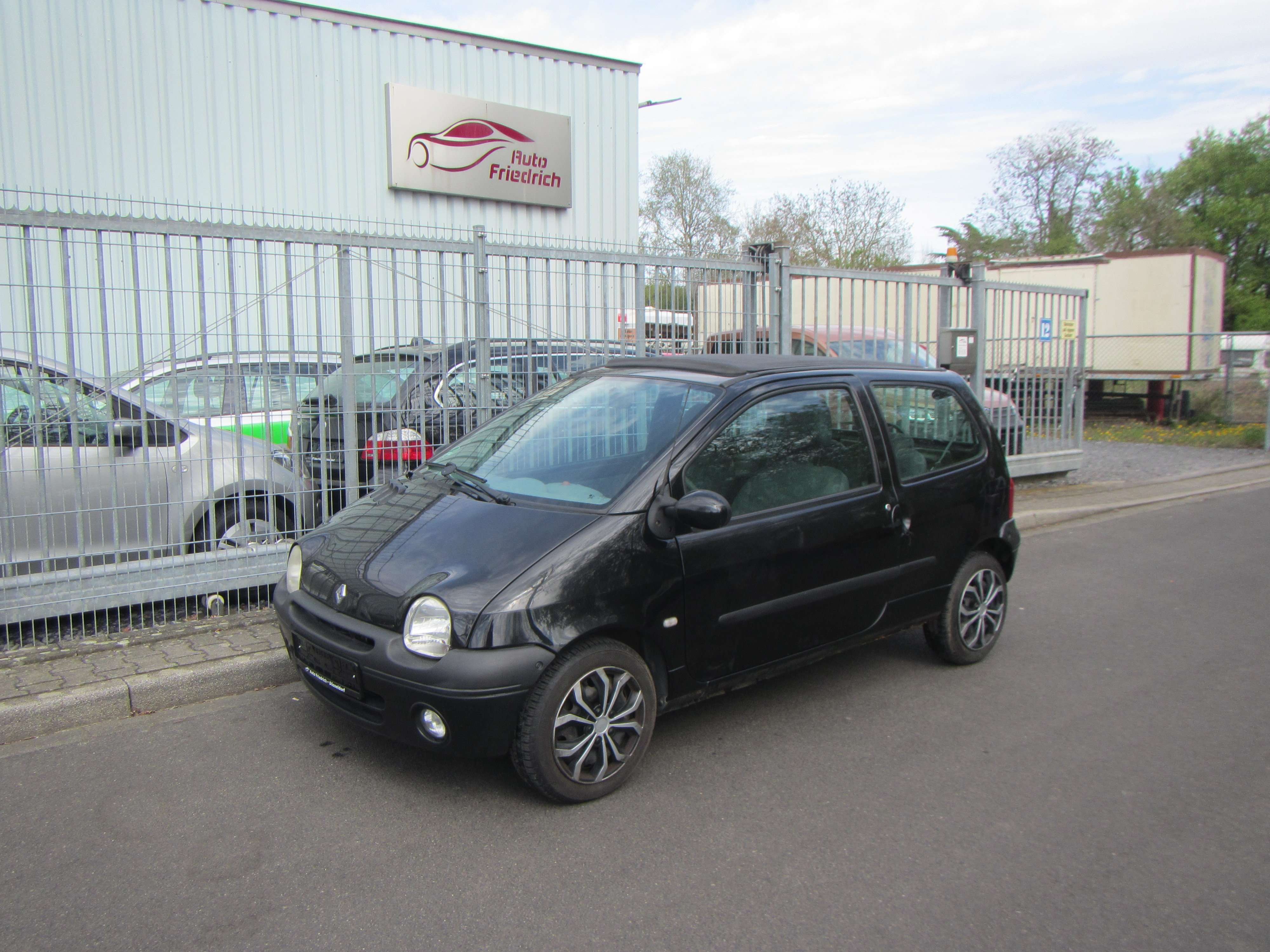 Second hand Renault Twingo 1.2