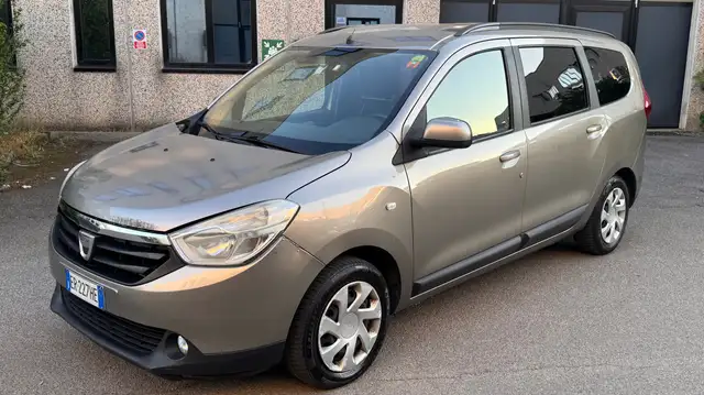 Dacia Lodgy