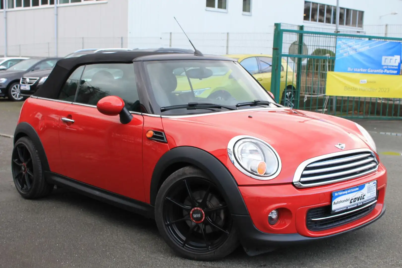 MINI Cooper Cabrio LED KLIMA PDC OZ FELGEN WENIG KM Rot - 2