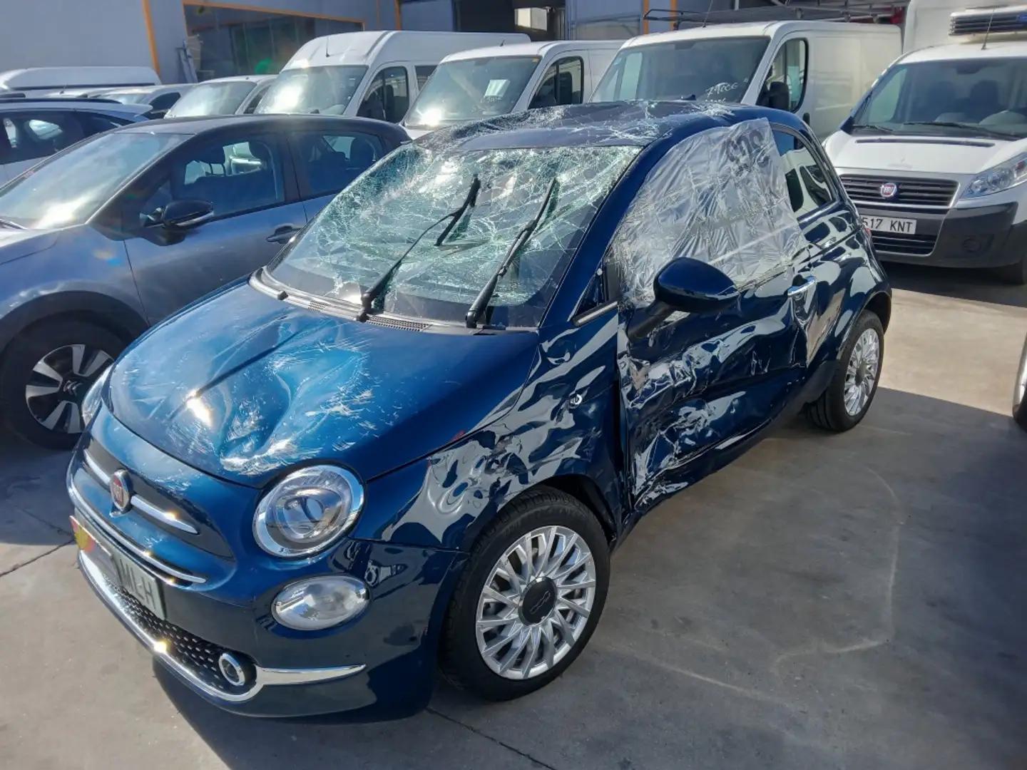 Fiat 500C 1.0 Hybrid Dolcevita 52kW Blau - 2