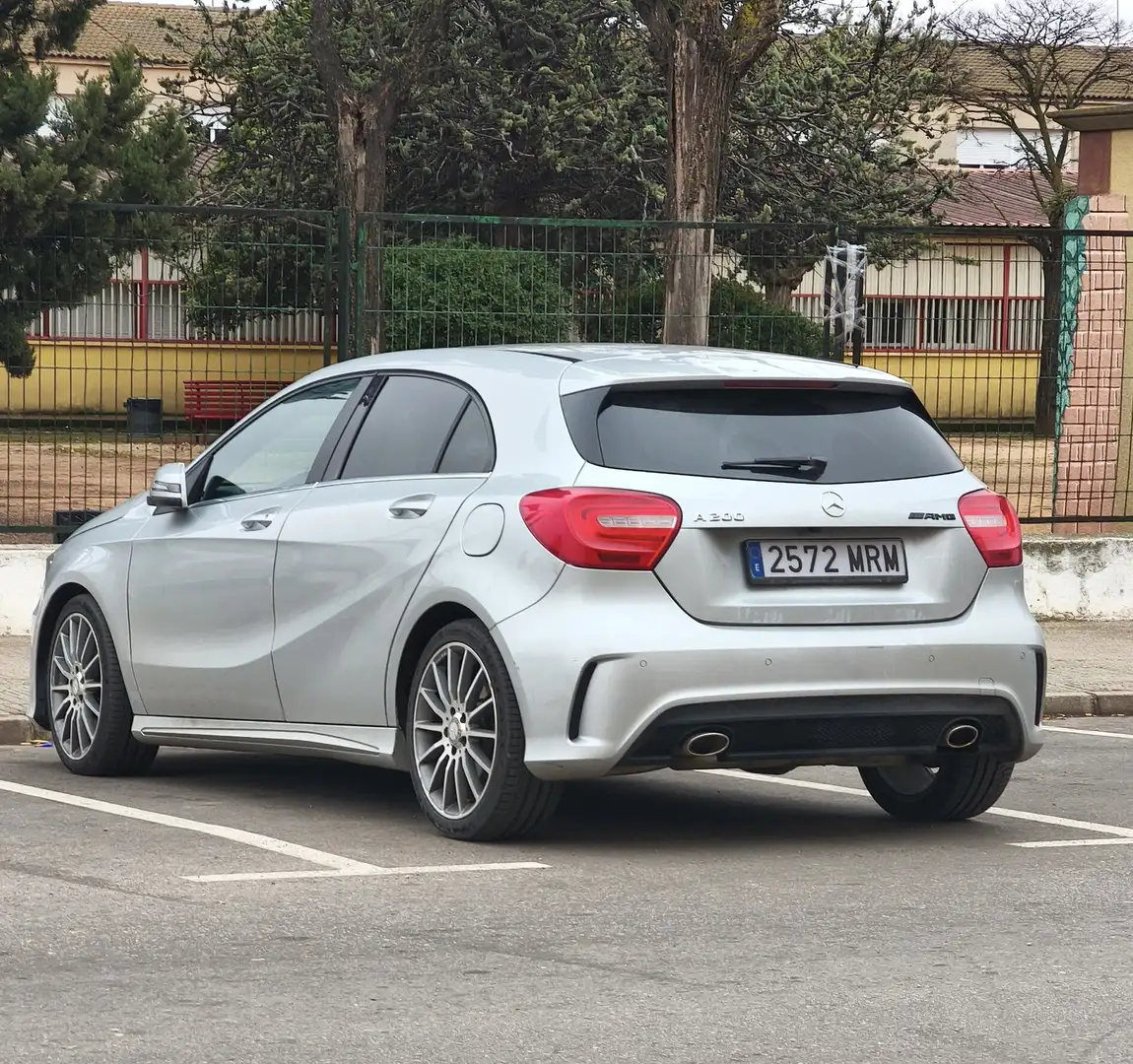 Mercedes-Benz A 200 200CDI BE AMG Line - 2