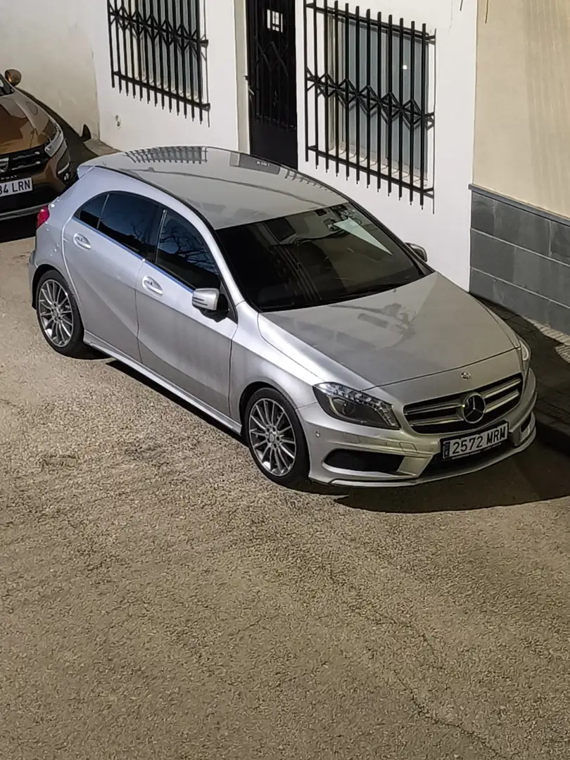 Mercedes-Benz A 200 200CDI BE AMG Line - 1