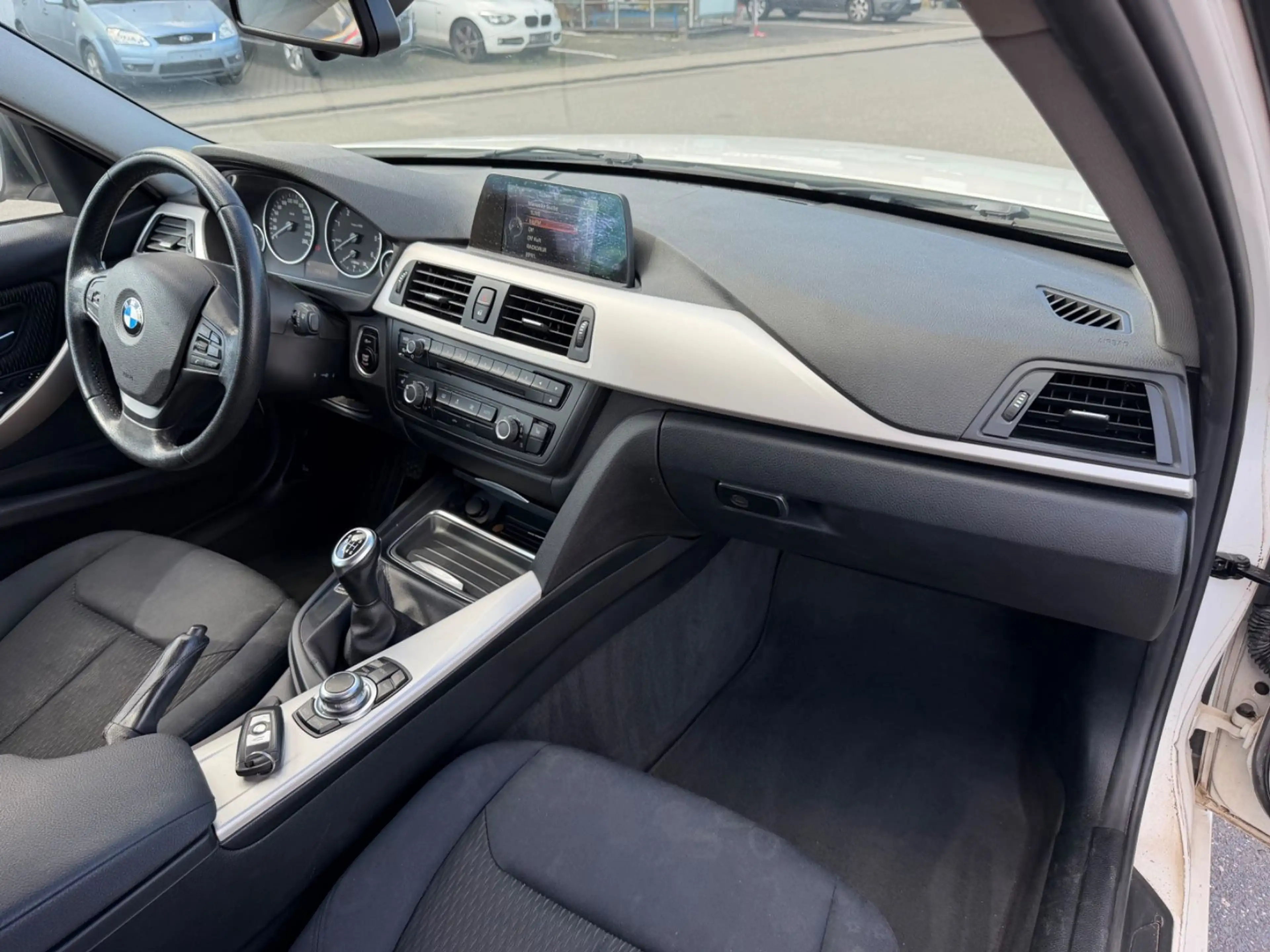 BMW 316 3 Touring 316 d — photo 15