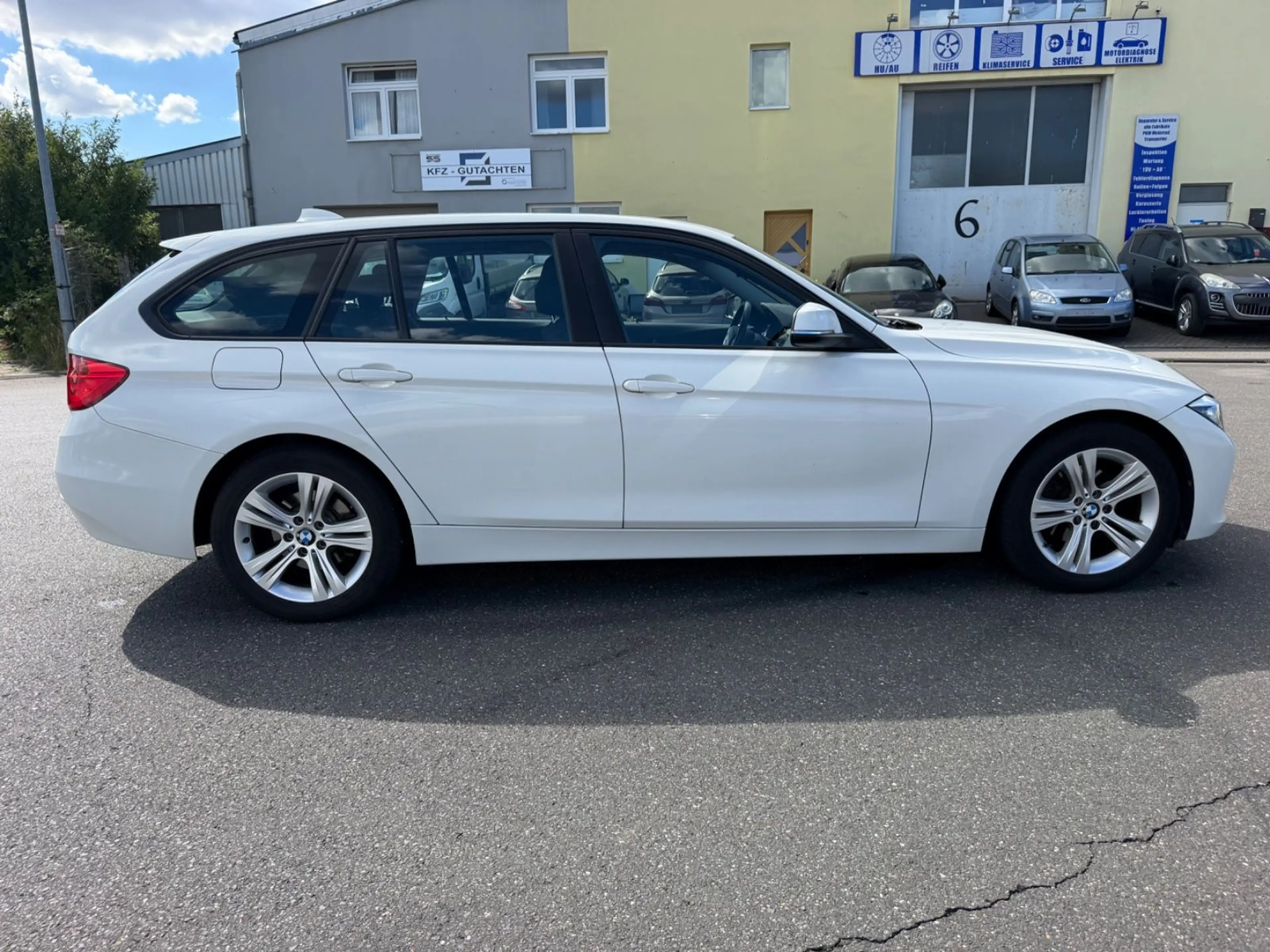 BMW 316 3 Touring 316 d — photo 4