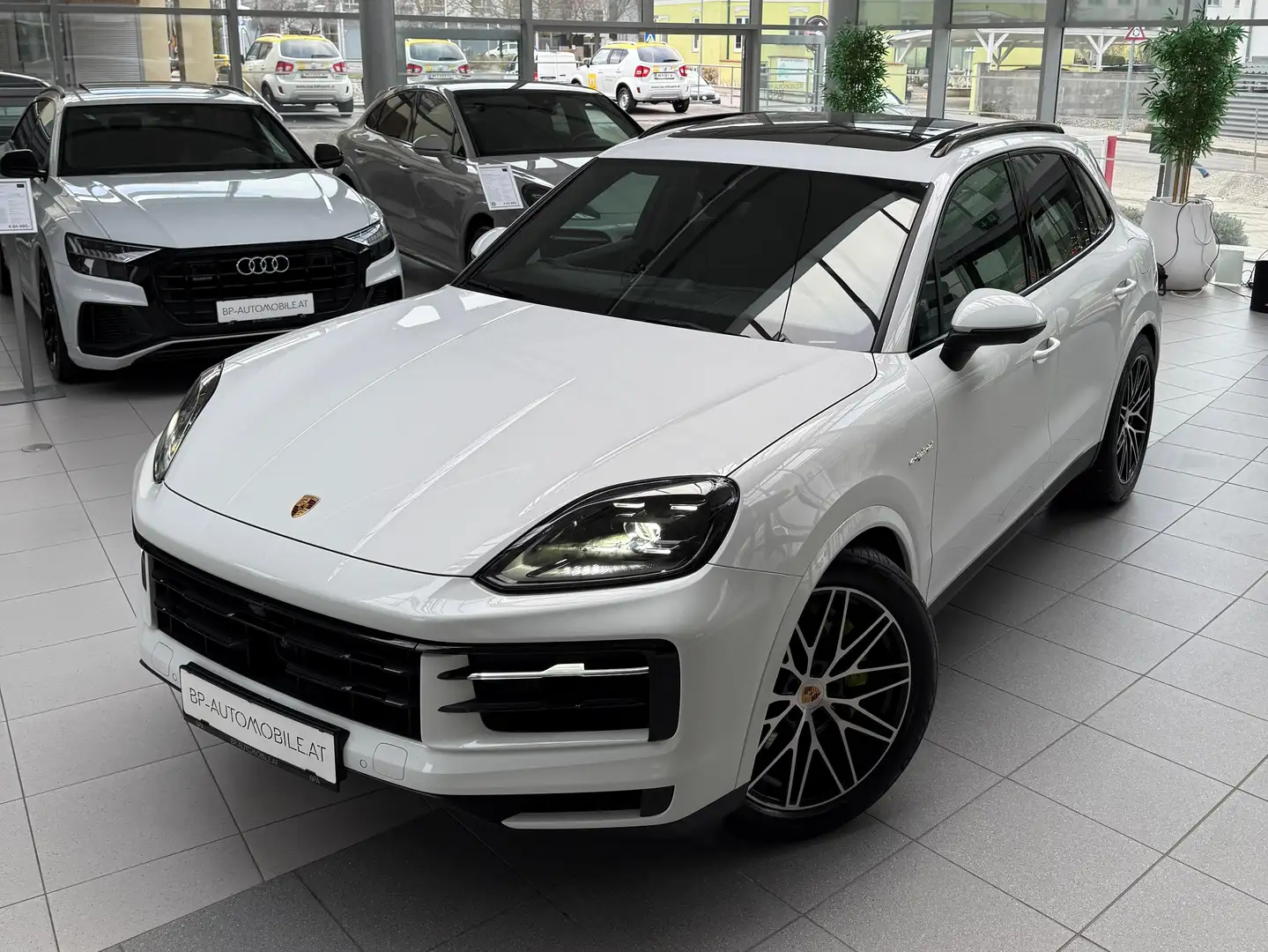Porsche Cayenne III E-Hybrid 21,8kWh PHEV // FACELIFT // PANO // Weiß - 2