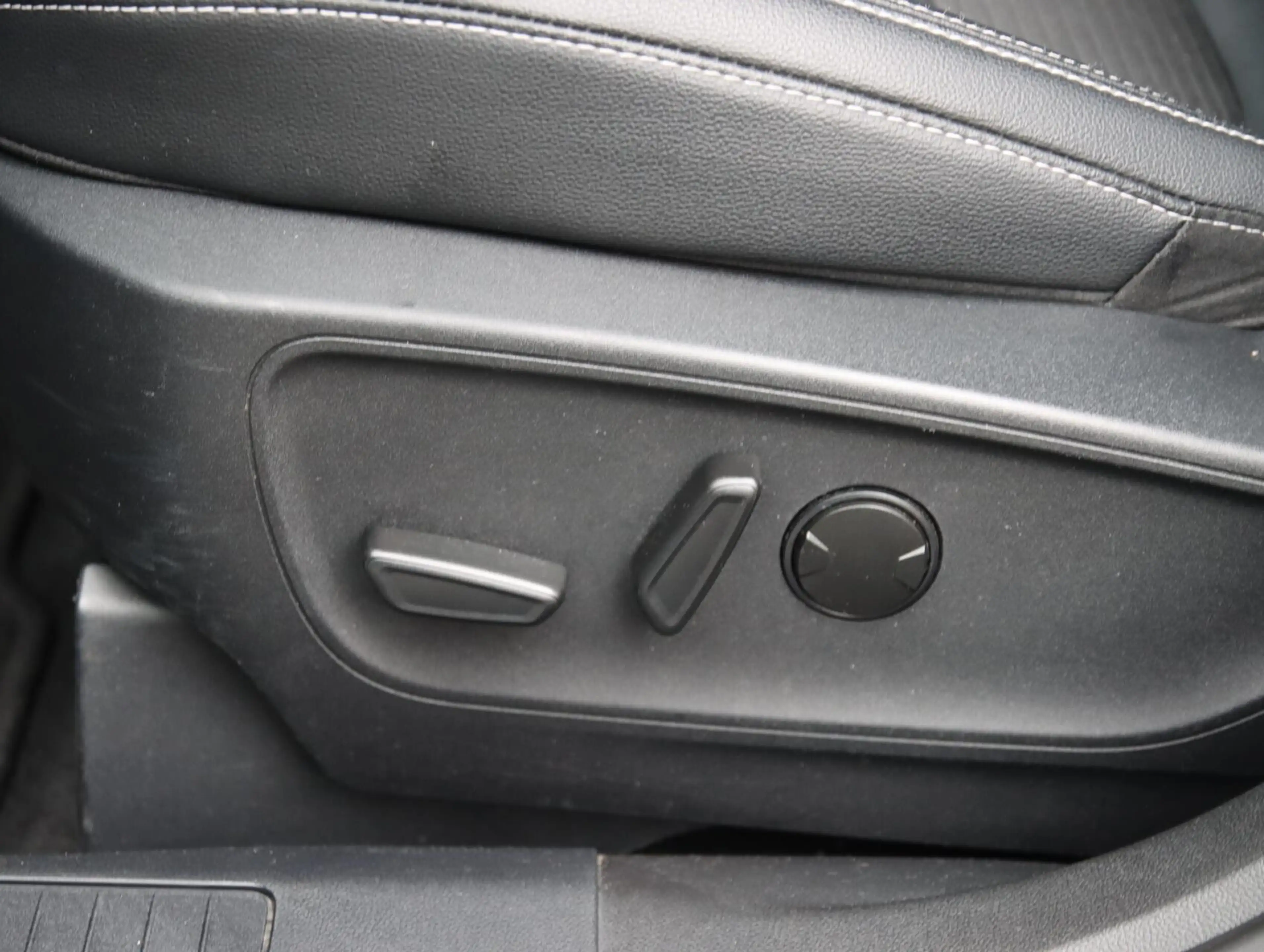 Ford Kuga 2.5 PHEV Titanium X | Trekhaak | SOH 97,5% — photo 15