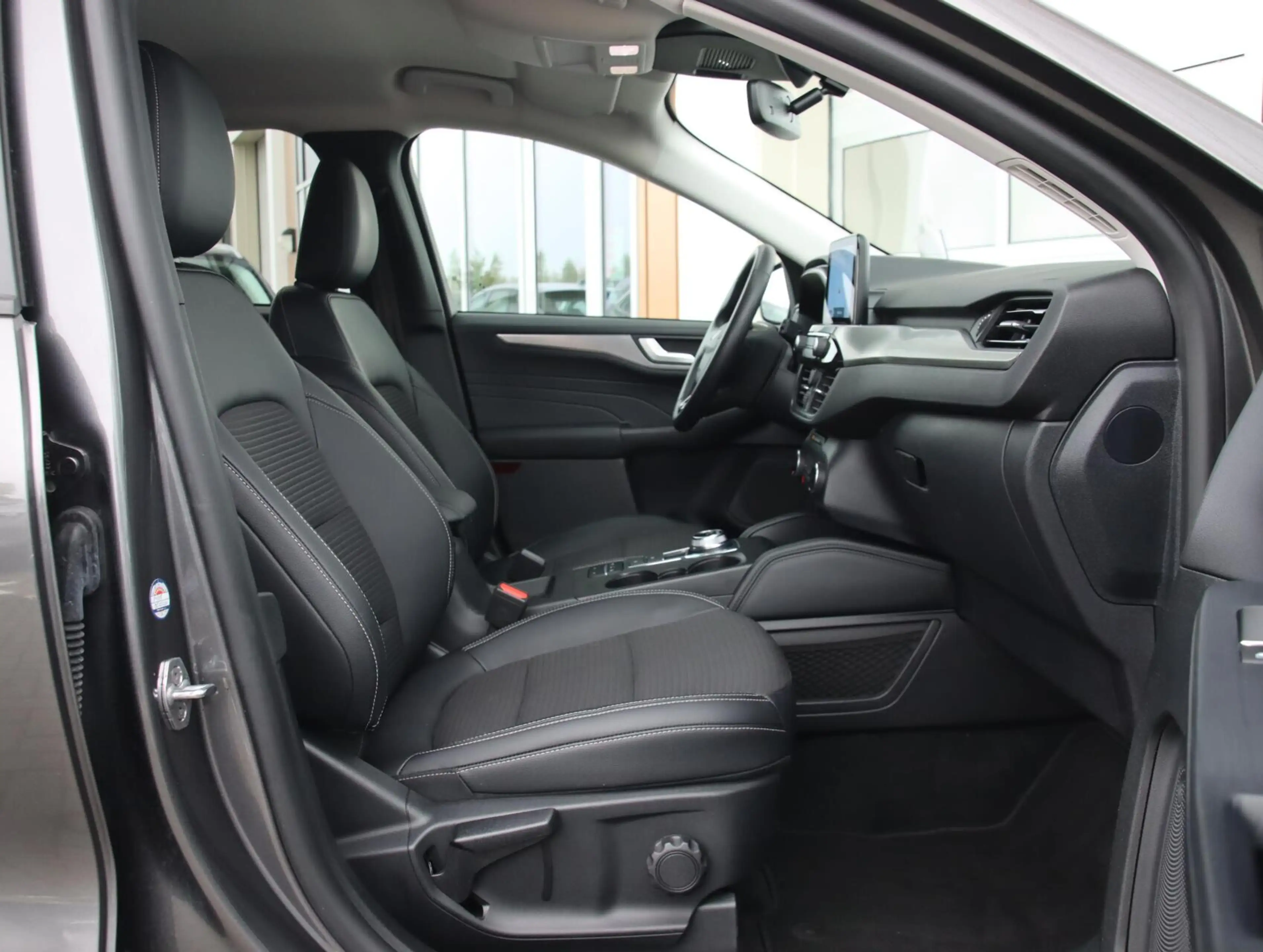 Ford Kuga 2.5 PHEV Titanium X | Trekhaak | SOH 97,5% — photo 37