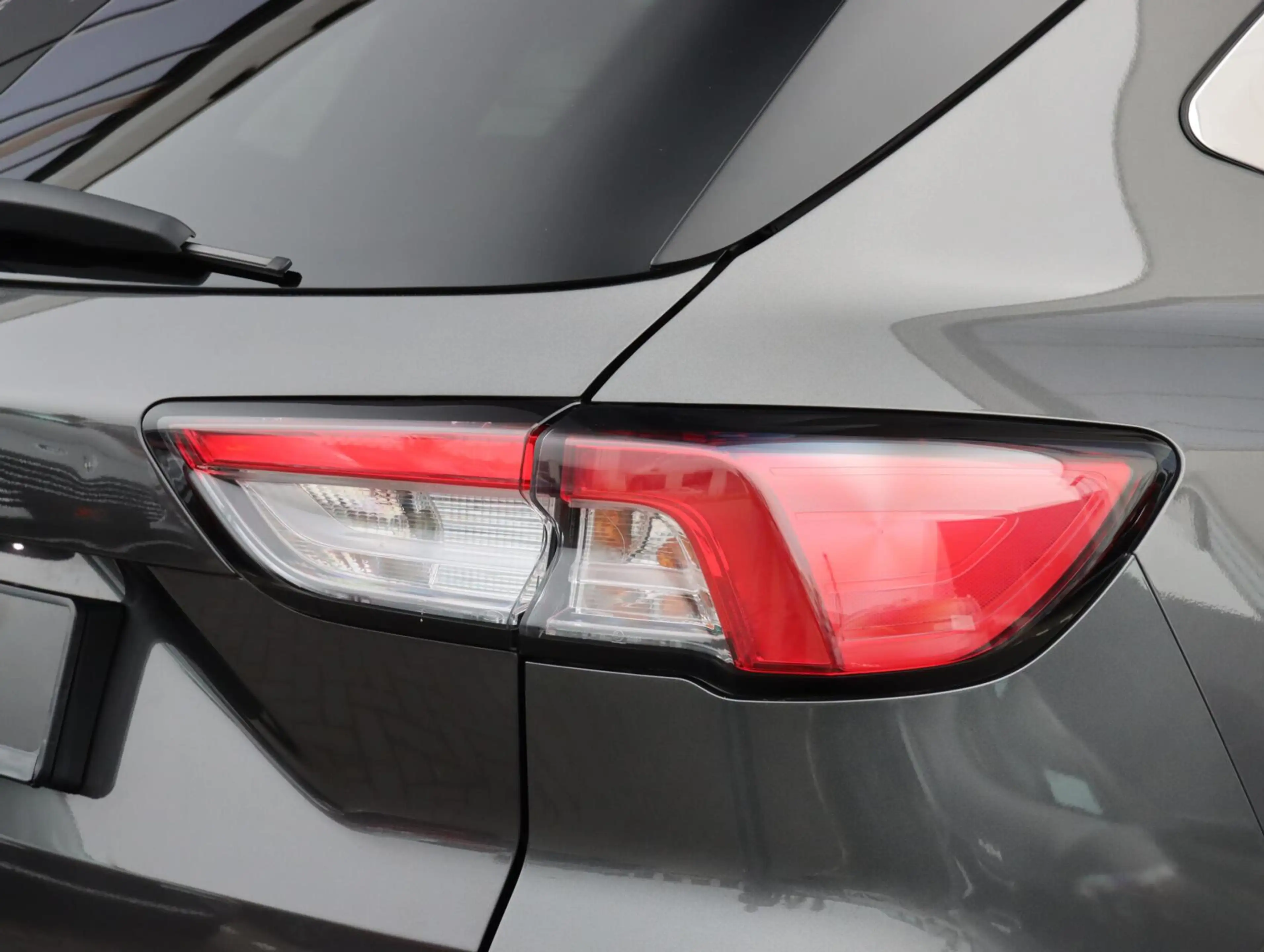 Ford Kuga 2.5 PHEV Titanium X | Trekhaak | SOH 97,5% — photo 30