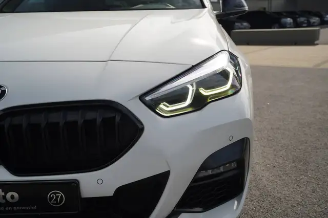 BMW 2 Series view 5
