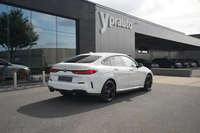 BMW 2 Series view 2