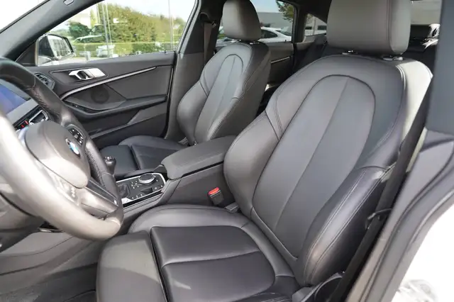 BMW 2 Series view 15