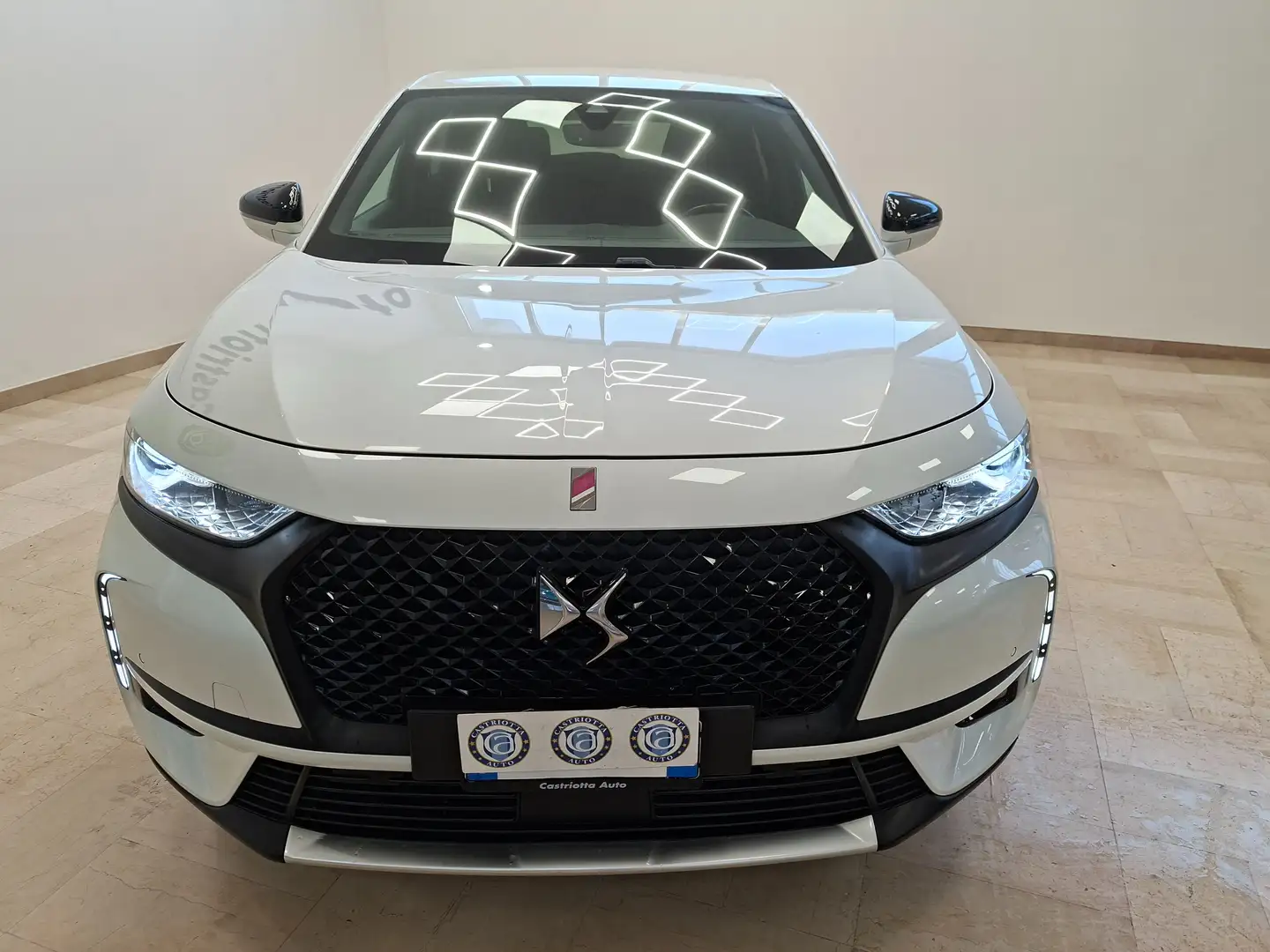 DS Automobiles DS 7 Crossback 1.5 bluehdi Performance Line 130cv auto Bianco - 2