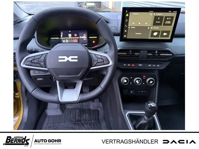 Dacia Sandero view 9