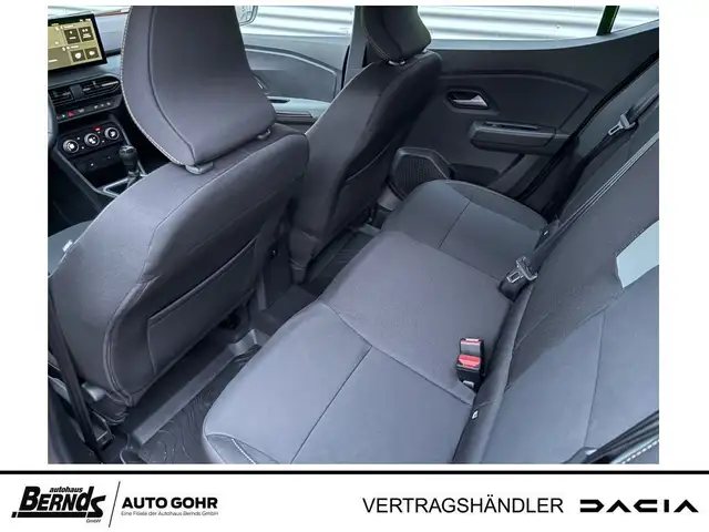 Dacia Sandero view 6