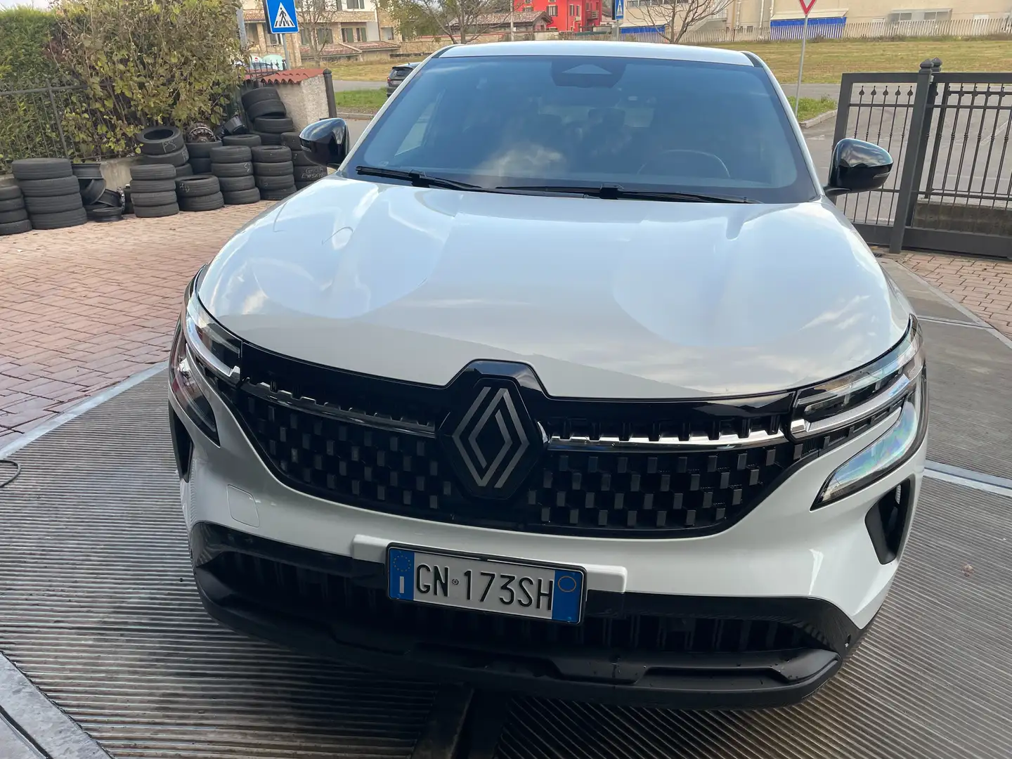 Renault Austral Austral 1.3 mild hybrid Techno 160cv auto Blanc - 2