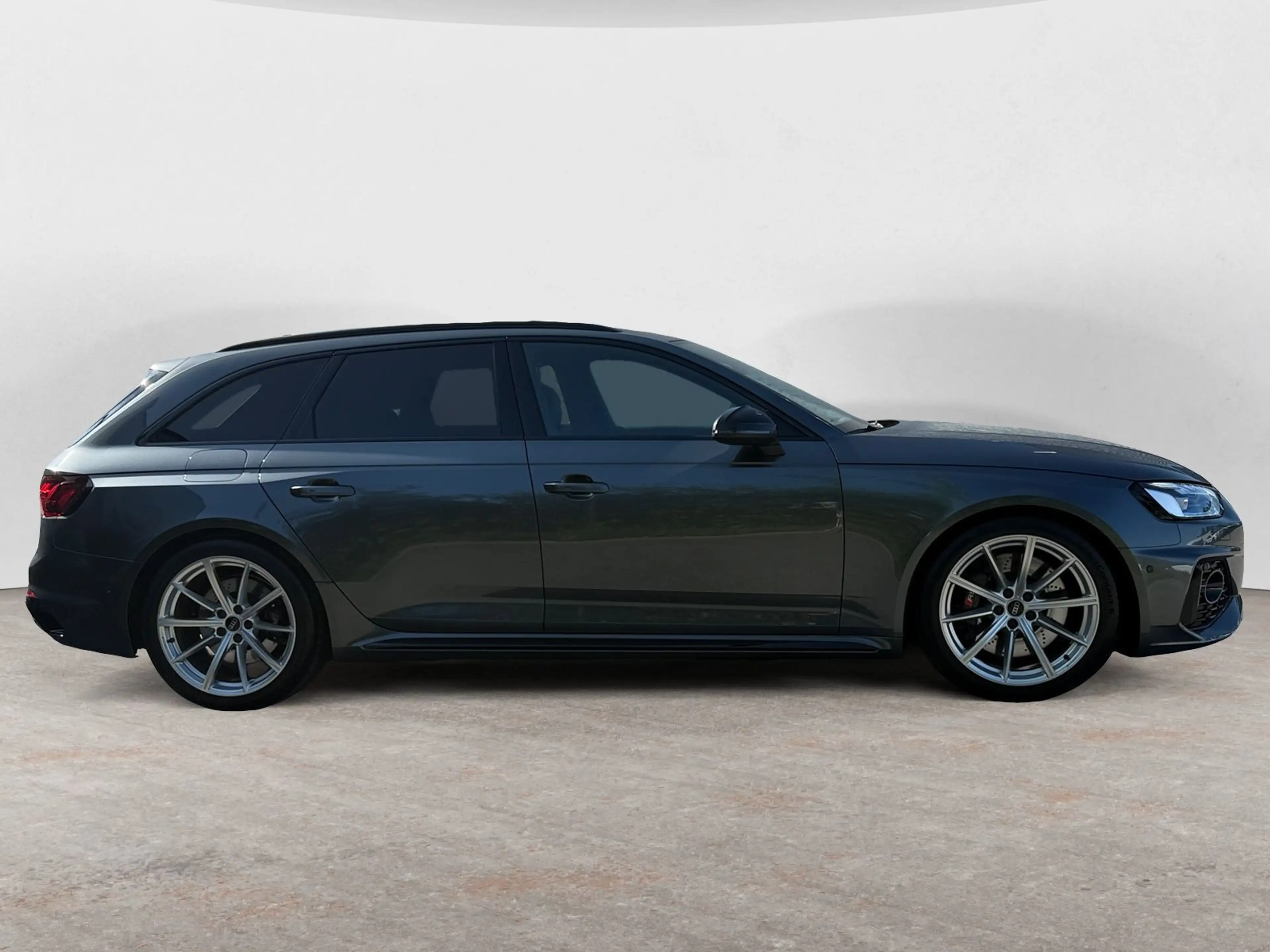 Audi RS4 qu. DRC *schwarzpaket*B+O*Navi* — photo 7