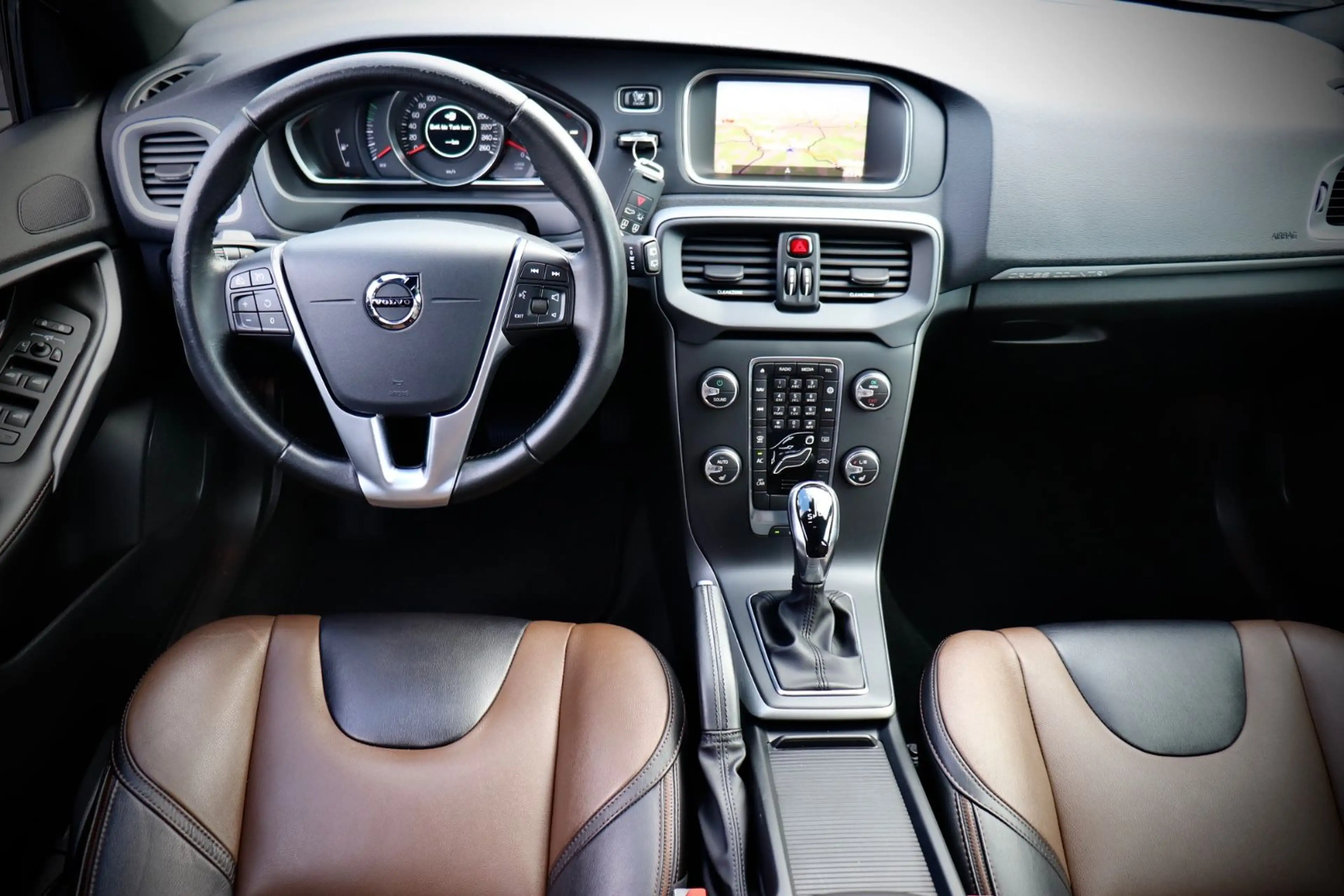 Volvo V40 Cross Country T3 Automatik GARANTIE — photo 8