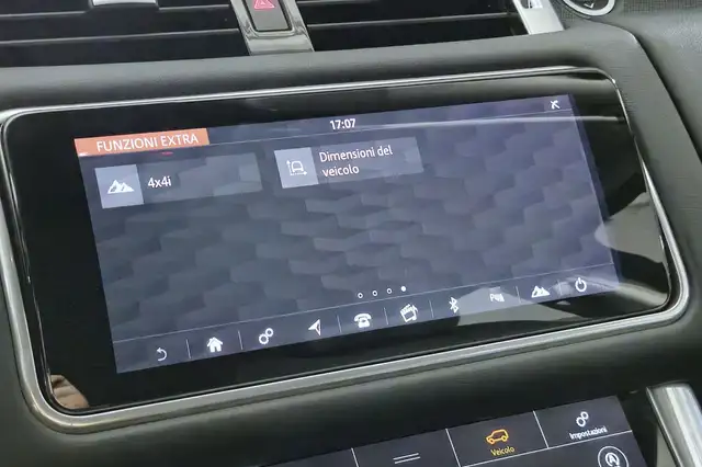 Land Rover Range Rover Sport view 25