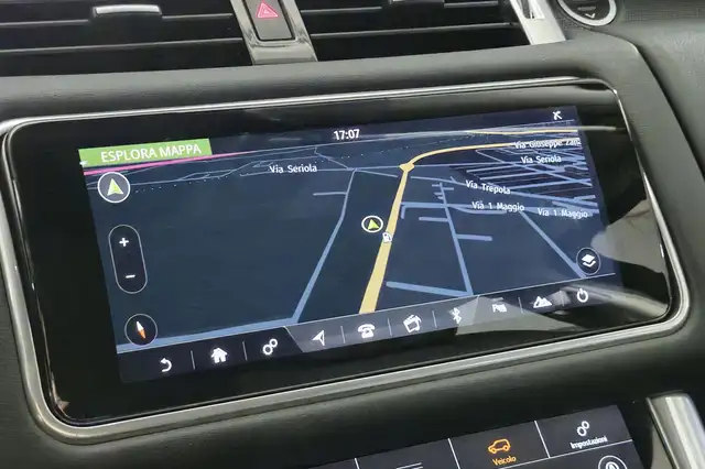 Land Rover Range Rover Sport view 26