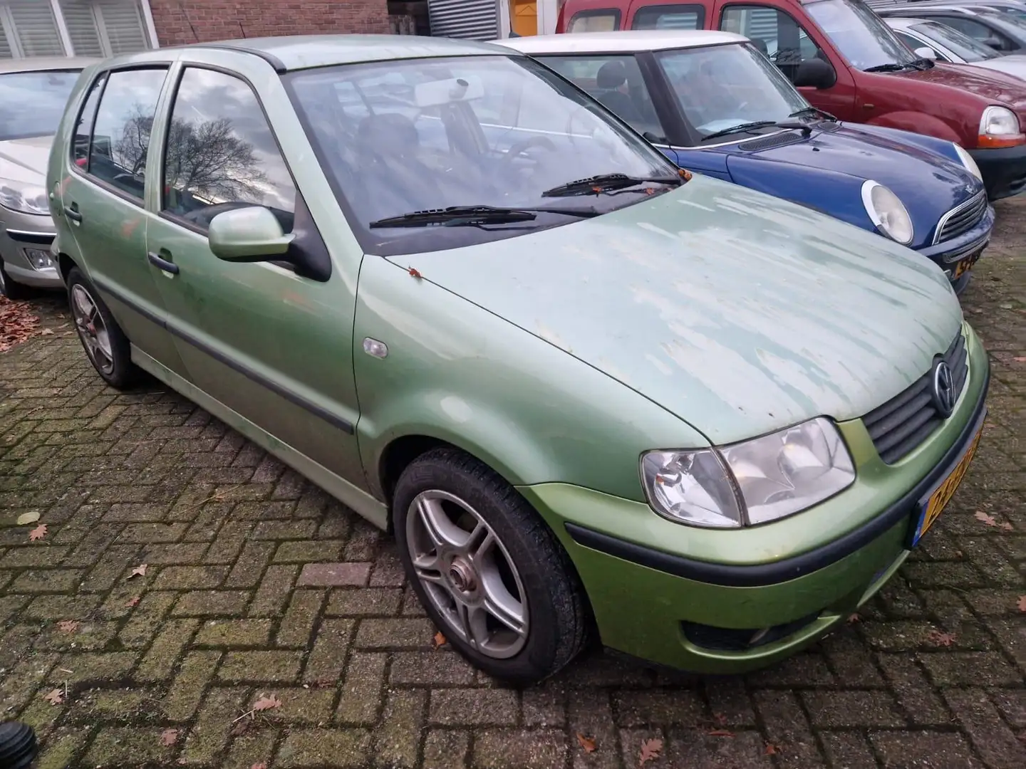 Volkswagen Polo 1.4-16V Trendline Grün - 1