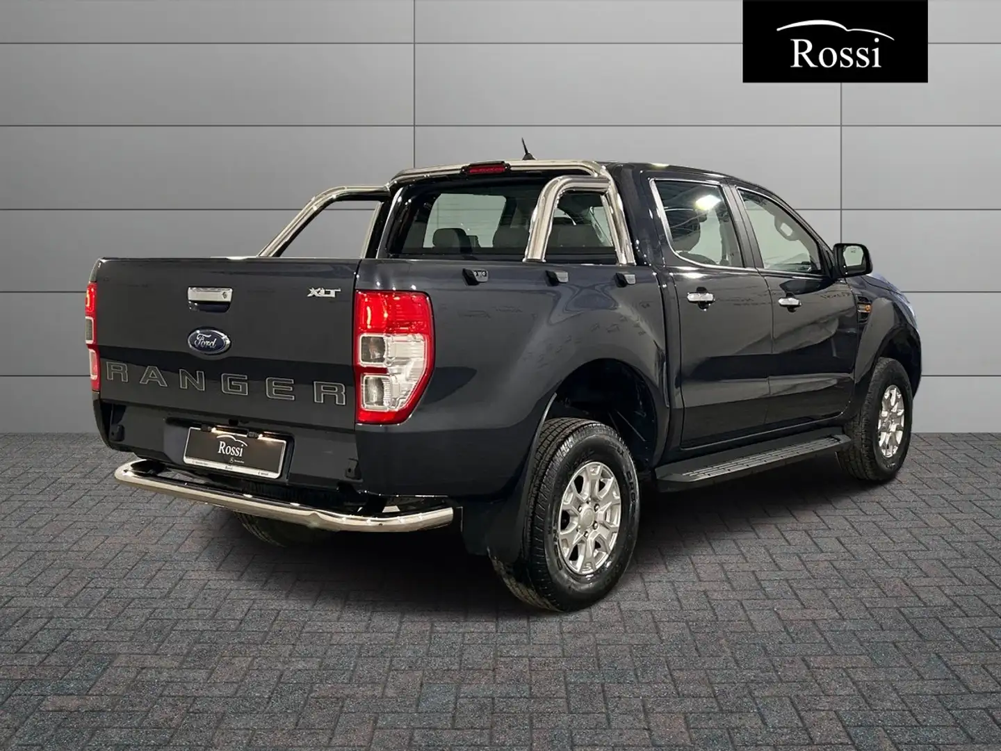 Ford Ranger 2.0 tdci double cab XLT 170cv Šedá - 2