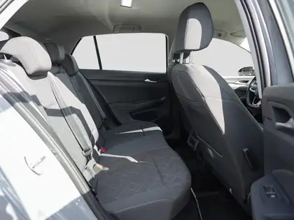 Annonce voiture d'occasion Volkswagen Golf - CARADIZE