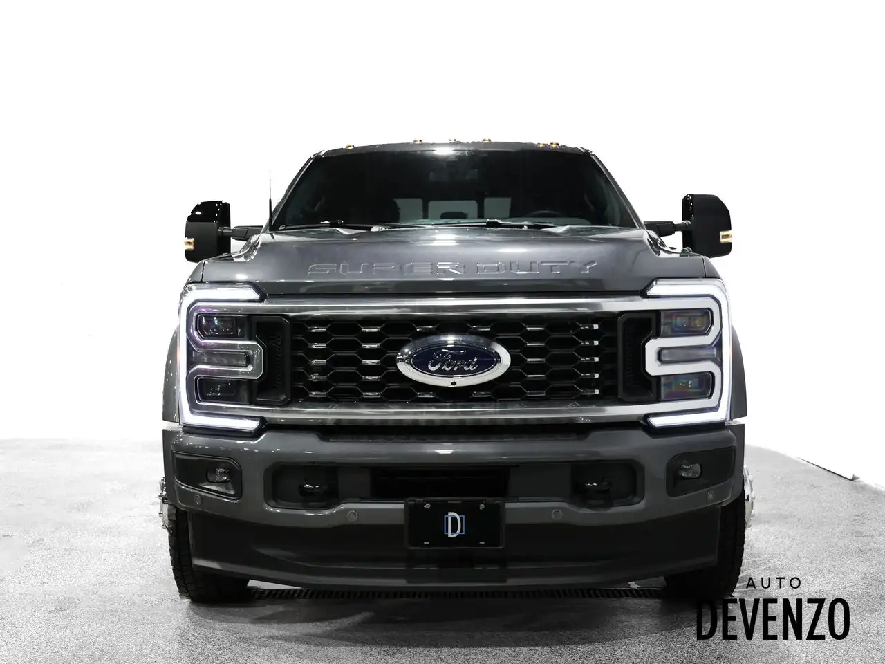 Ford F-450 Super Duty photo Ford F-450 Super Duty