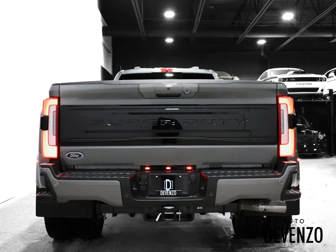 Ford F-450 Super Duty photo Ford F-450 Super Duty