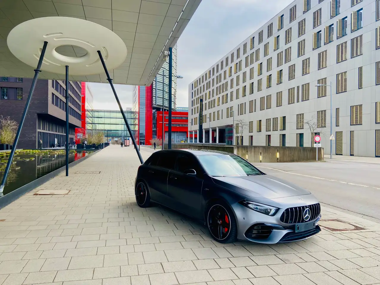 Mercedes-Benz A 45 AMG