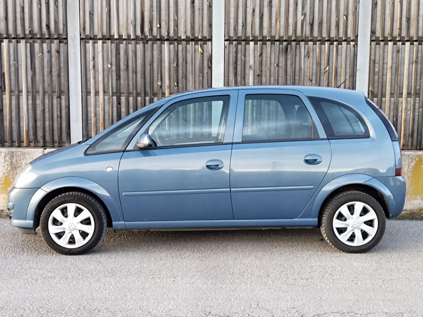 Opel Meriva A*PICKERL NEU*KLIMAAUT.* Blau - 2