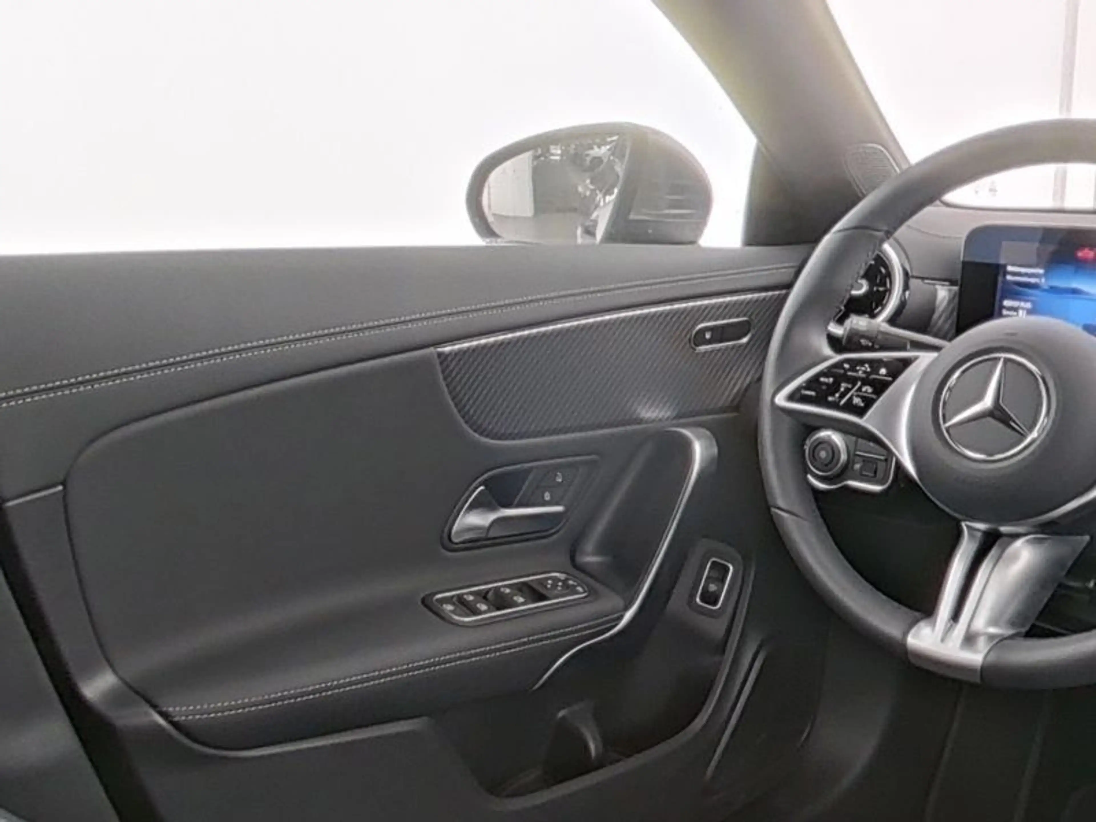 Mercedes-Benz CLA 180 7GDCT PROGRESSIVE ADVANCED WINTER KAMERA — photo 5