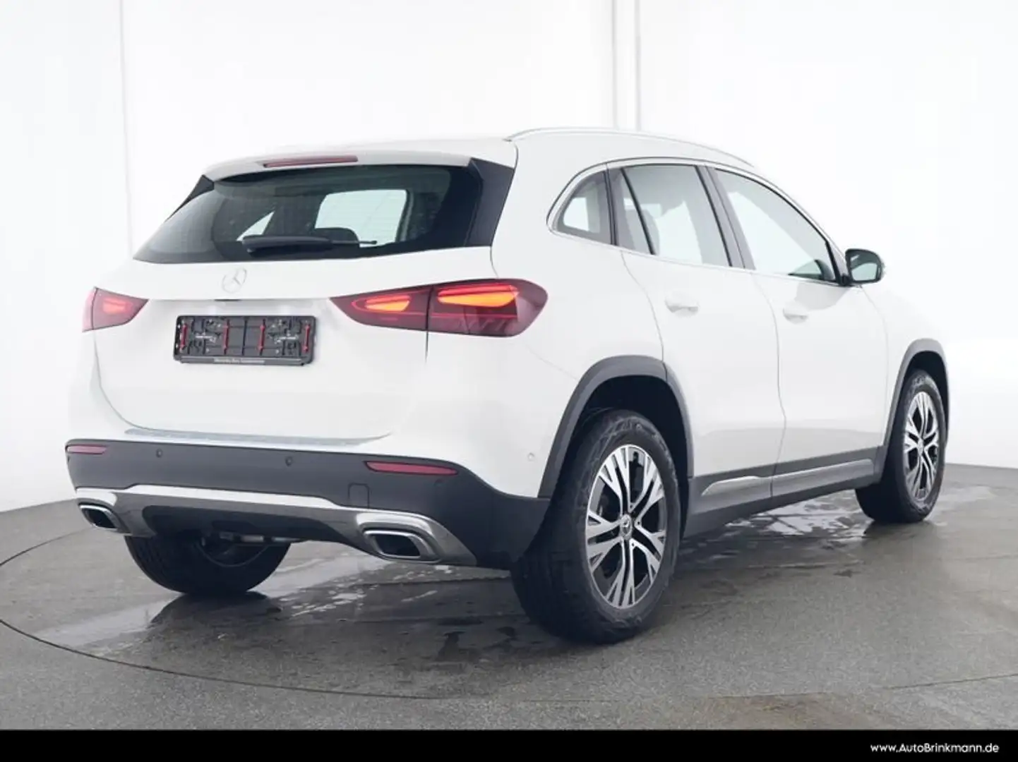 Mercedes-Benz GLA 180 GLA 180 ADVANCED/LED/KAMERA/WINTER/EASY-PACK SHZ Blanc - 2