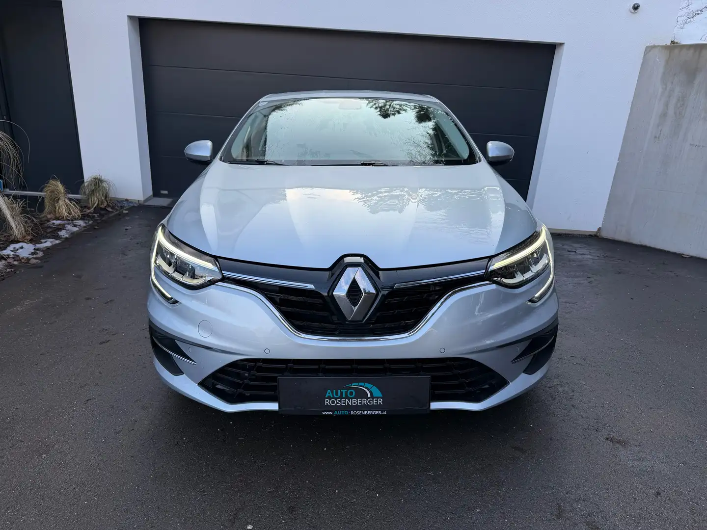 Renault Megane Equilibre*Keyless*SHZ*LED*NAVI*PDC*8-fach*uvm - 2