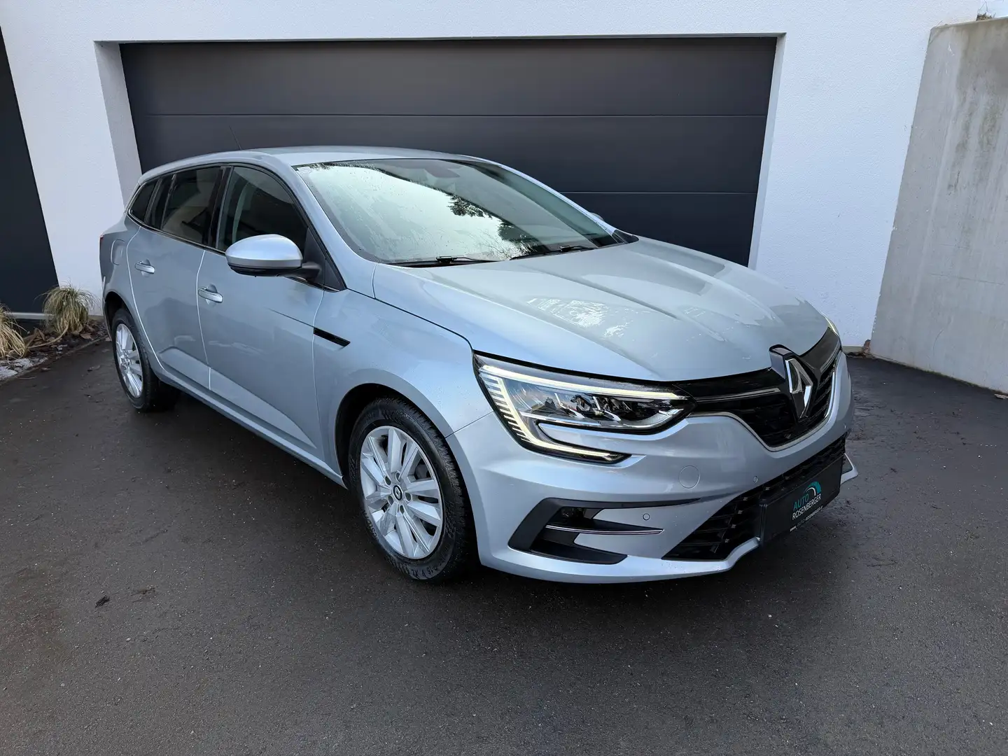 Renault Megane Equilibre*Keyless*SHZ*LED*NAVI*PDC*8-fach*uvm - 1