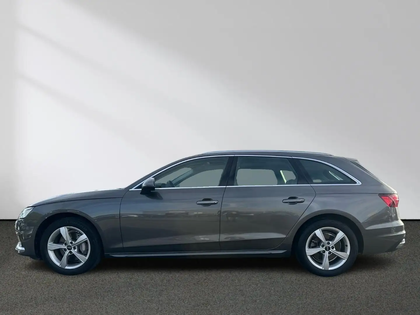 Audi A4 Avant 40 TDI S tronic MMI LED Pano Kamera Grijs - 2