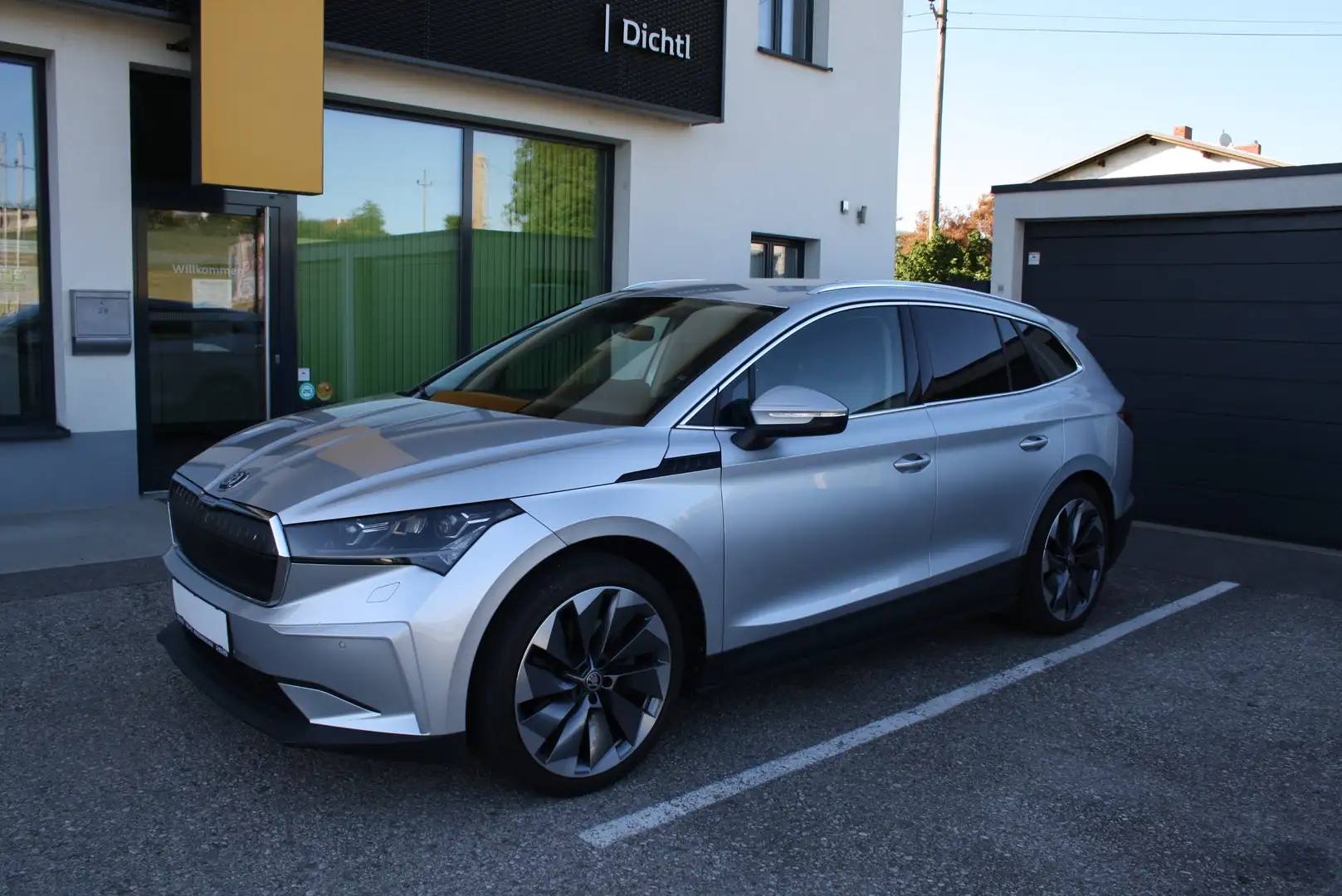 Skoda Enyaq IV 80 *Viele Extras* Silber - 1