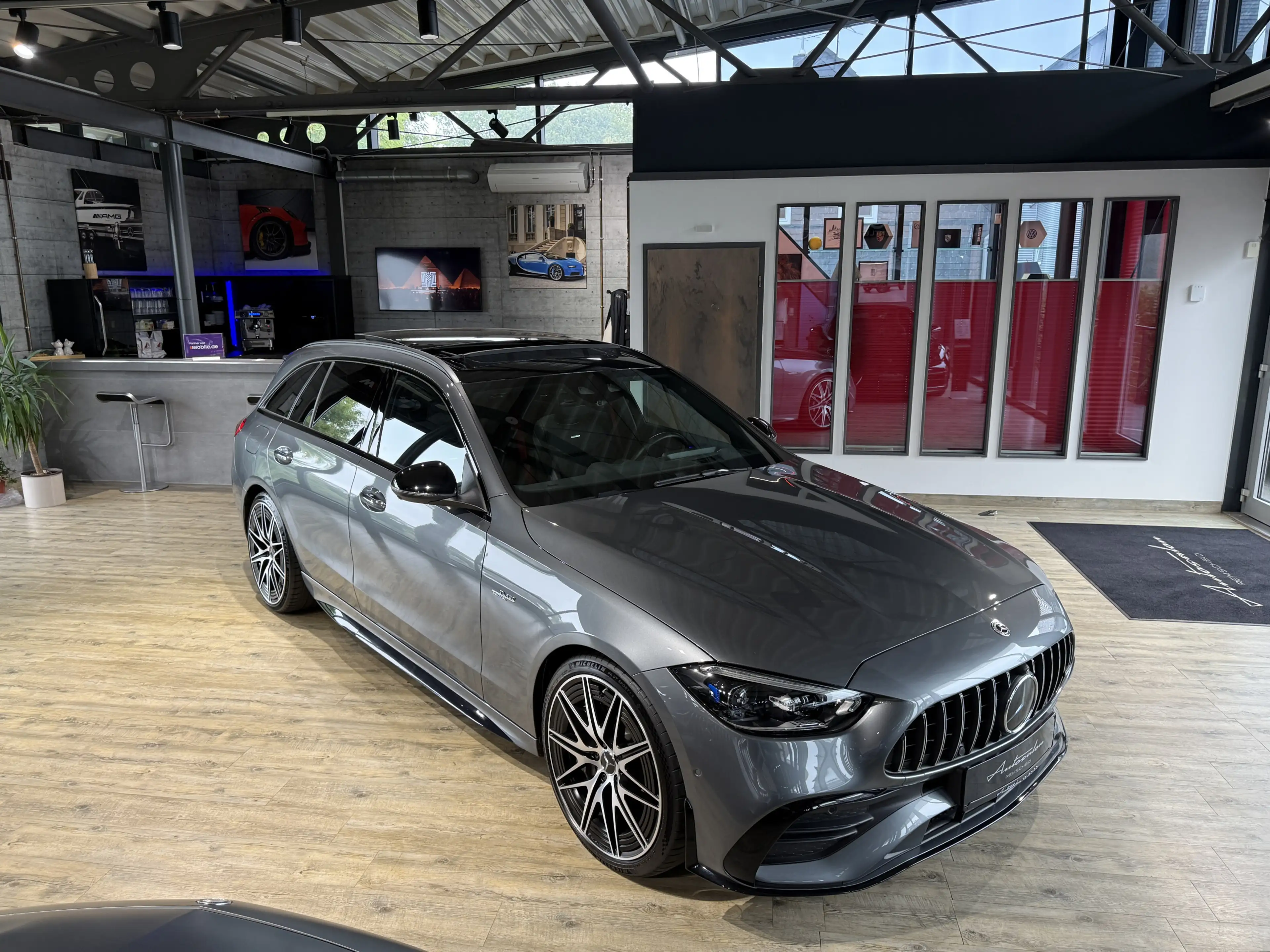 Mercedes-Benz C 43 AMG 4Matic T*PERF.ABGAS*360°KAM*DISTR.*HUD* — photo 9