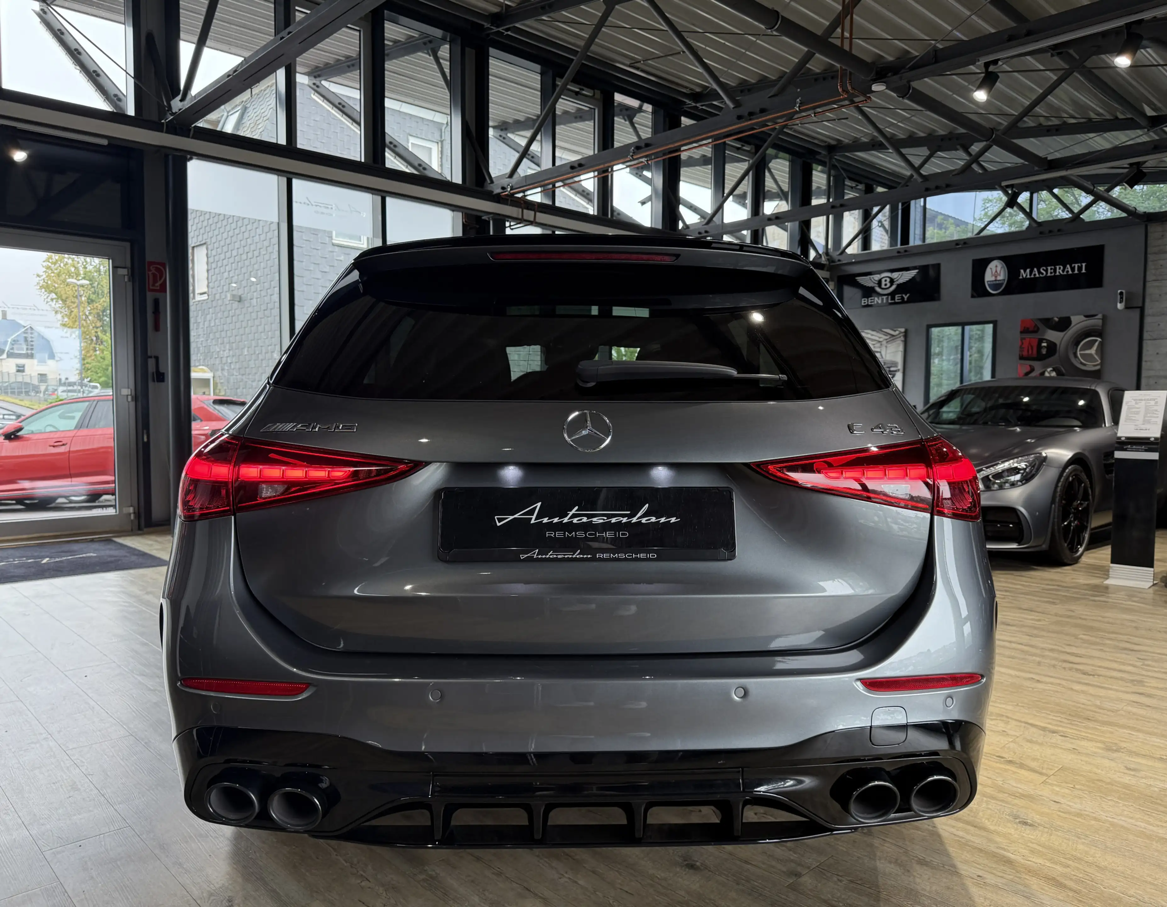 Mercedes-Benz C 43 AMG 4Matic T*PERF.ABGAS*360°KAM*DISTR.*HUD* — photo 5