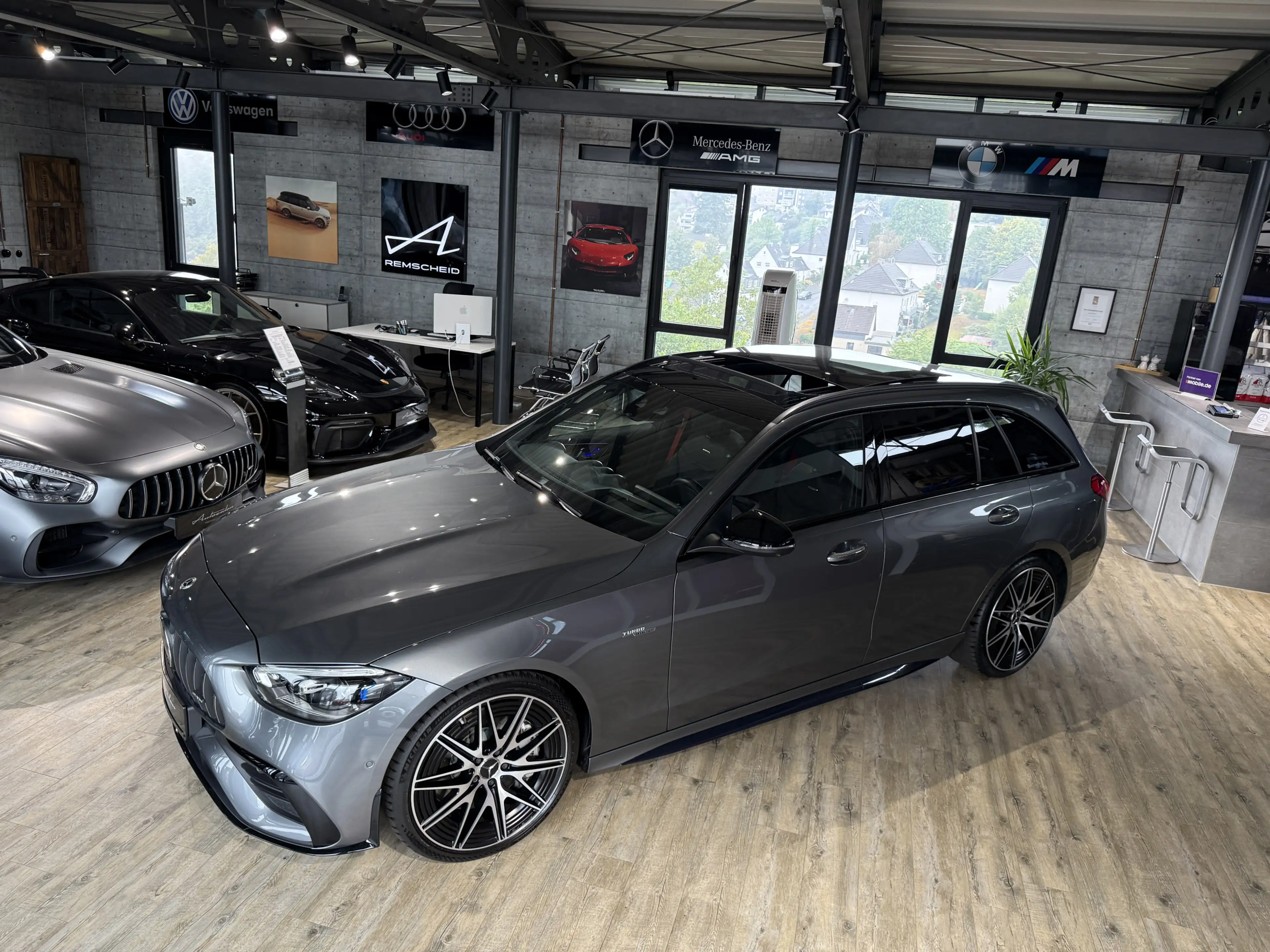 Mercedes-Benz C 43 AMG 4Matic T*PERF.ABGAS*360°KAM*DISTR.*HUD* — photo 2
