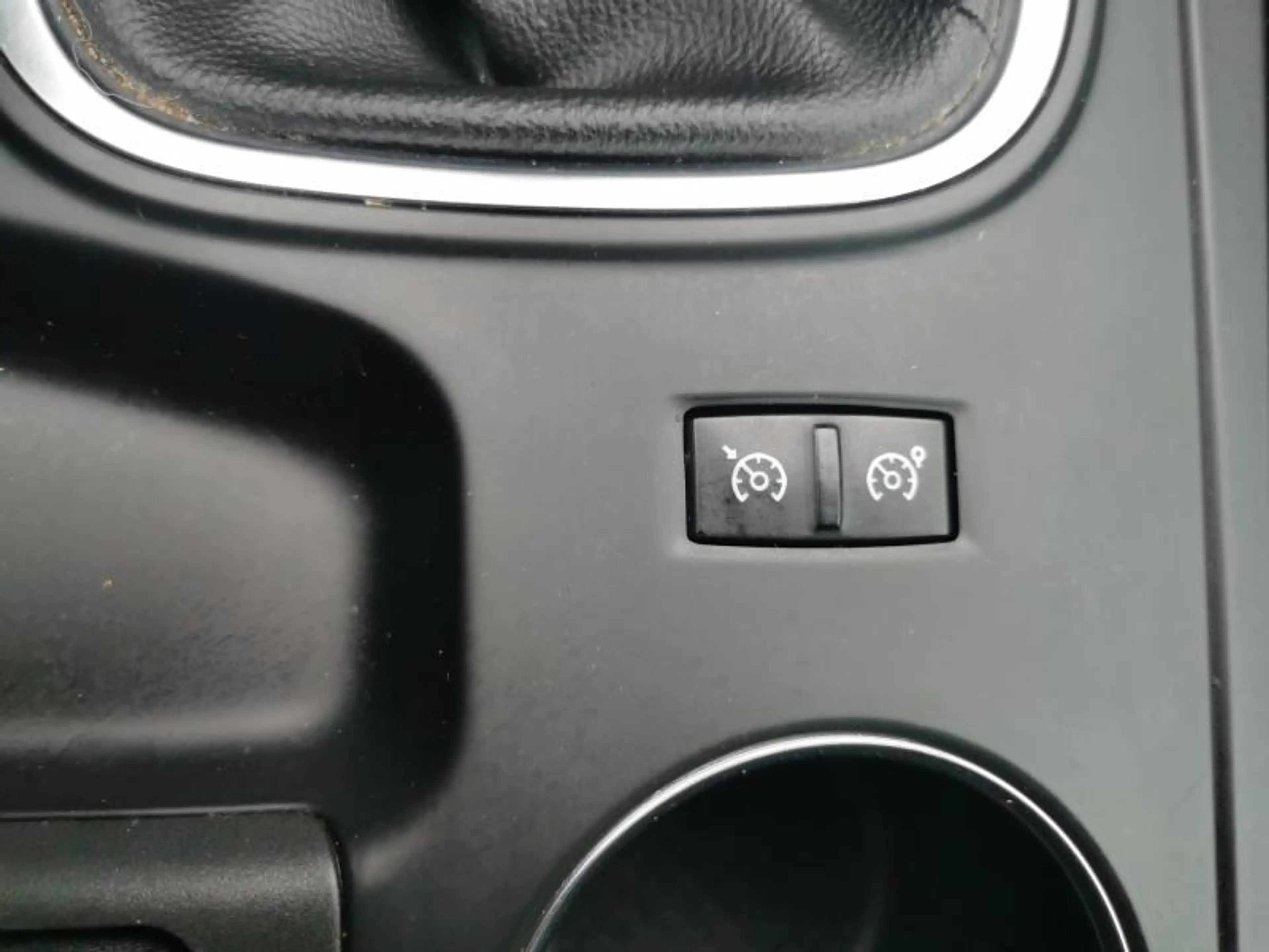 Renault Megane 1.2 TCe 130cv break gris 12/17 Airco GPS Capteurs — photo 8