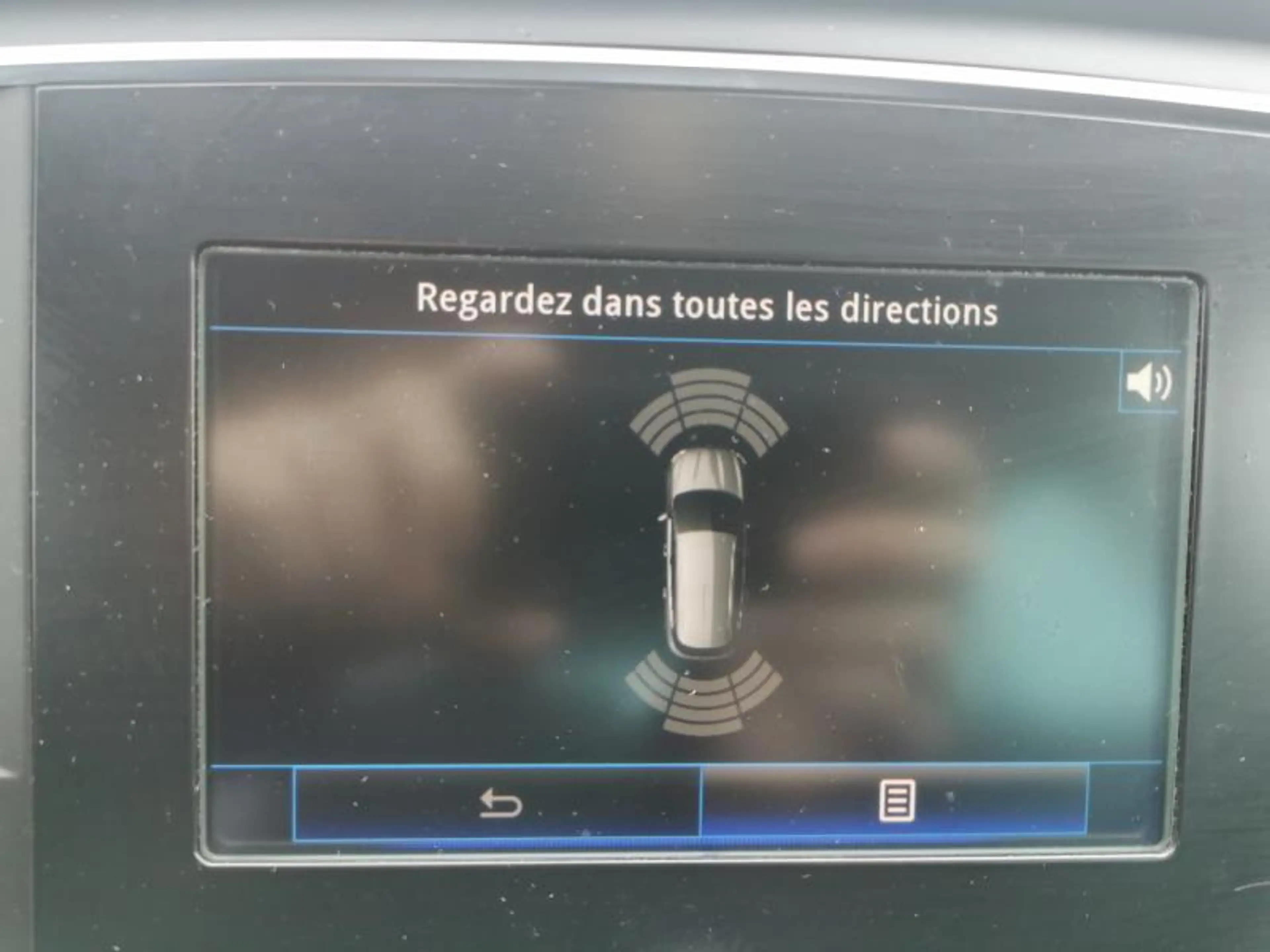 Renault Megane 1.2 TCe 130cv break gris 12/17 Airco GPS Capteurs — photo 11