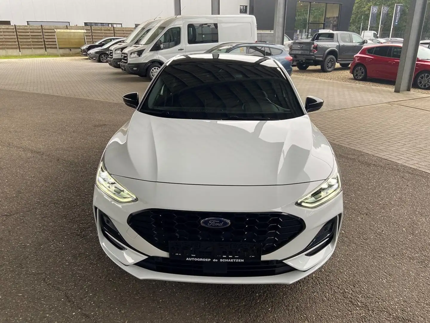 Ford Focus ST-LINE X VIGNALE 1.0 125 PK MET PANODAK / 1 JAAR - 2