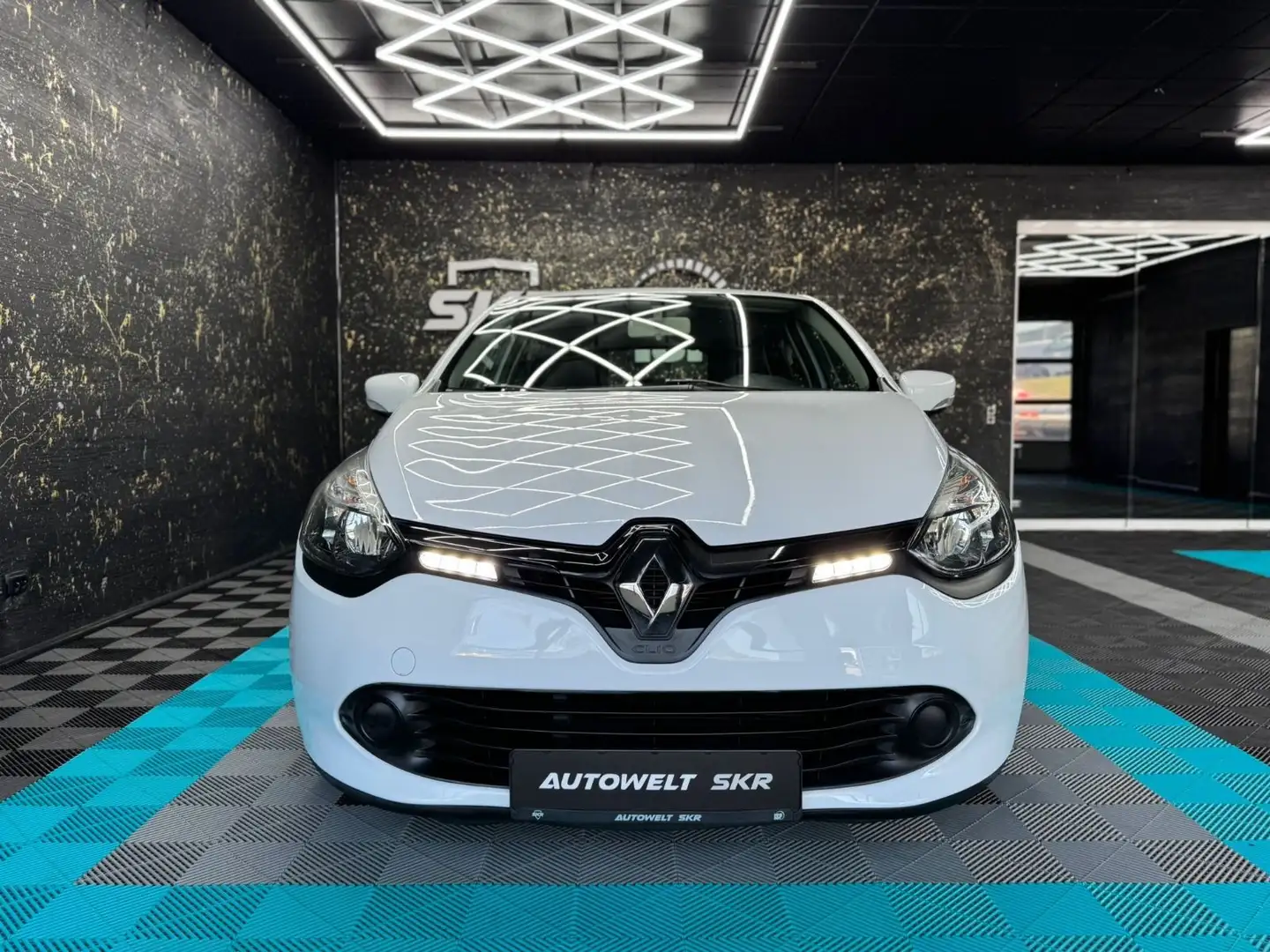 Renault Clio IV Expression/2HND/AC/NAVI/TEMP/M-Lenk Wit - 2