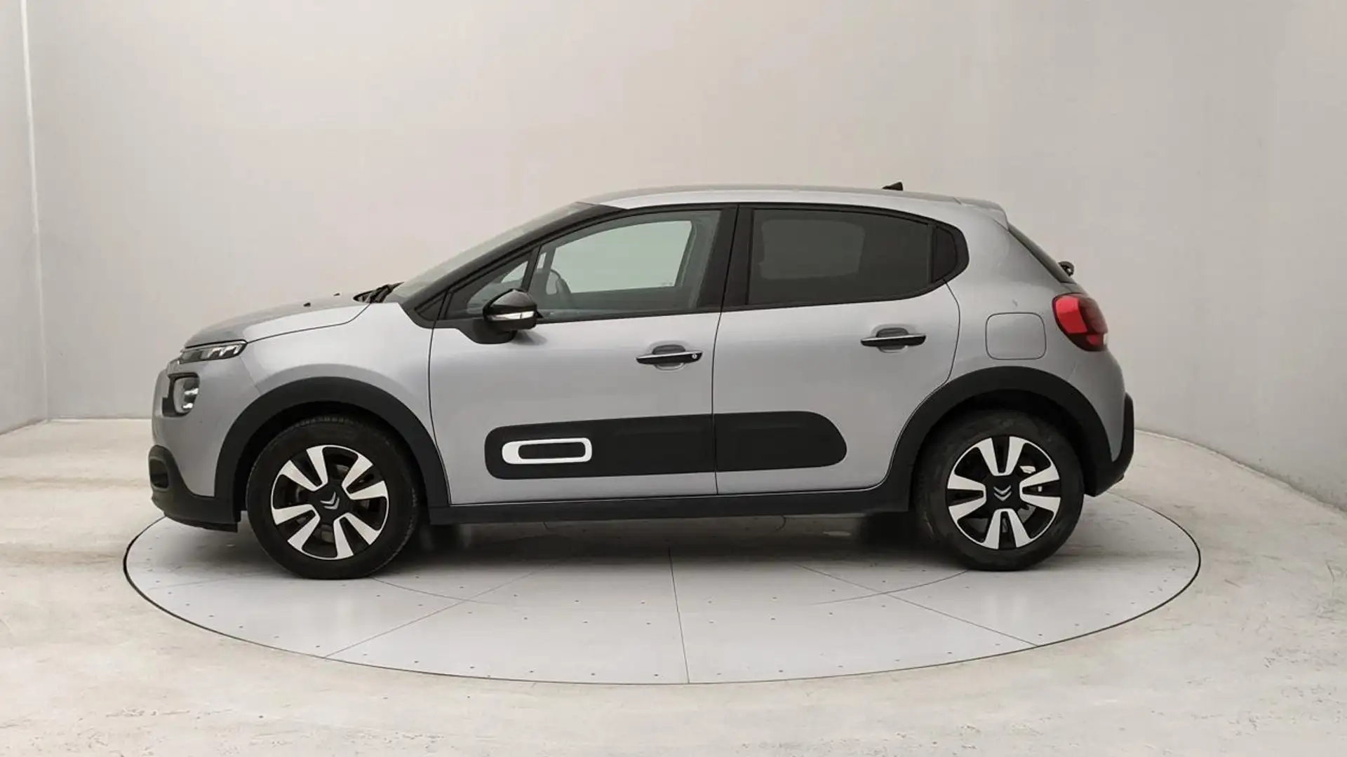Citroen C3 1.2 puretech Max s&s 110cv Grigio - 2