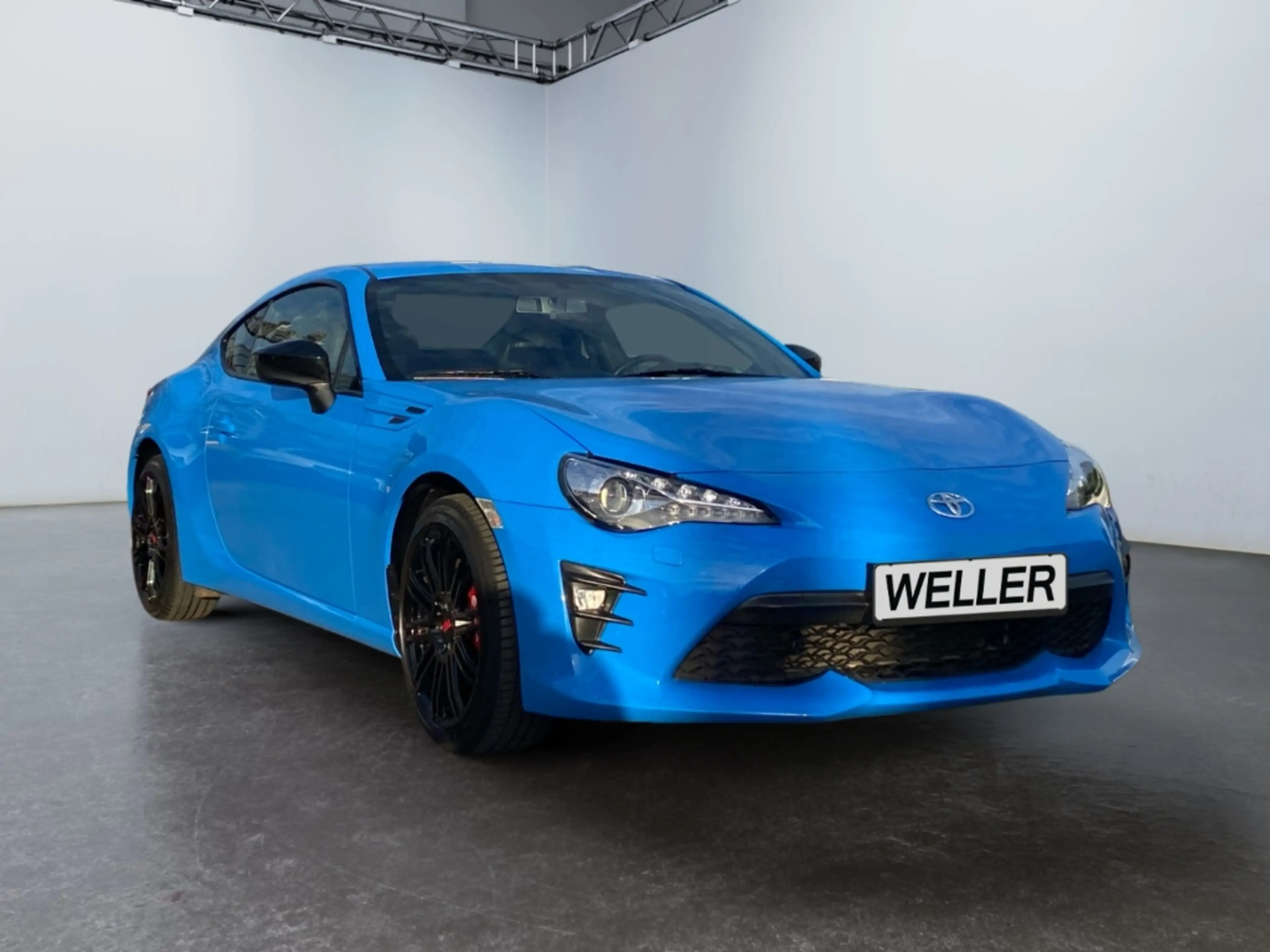 Toyota GT86 Dragon *Bi-LED*BREMBO*Alcantara*PDC*SmartKey* — photo 3