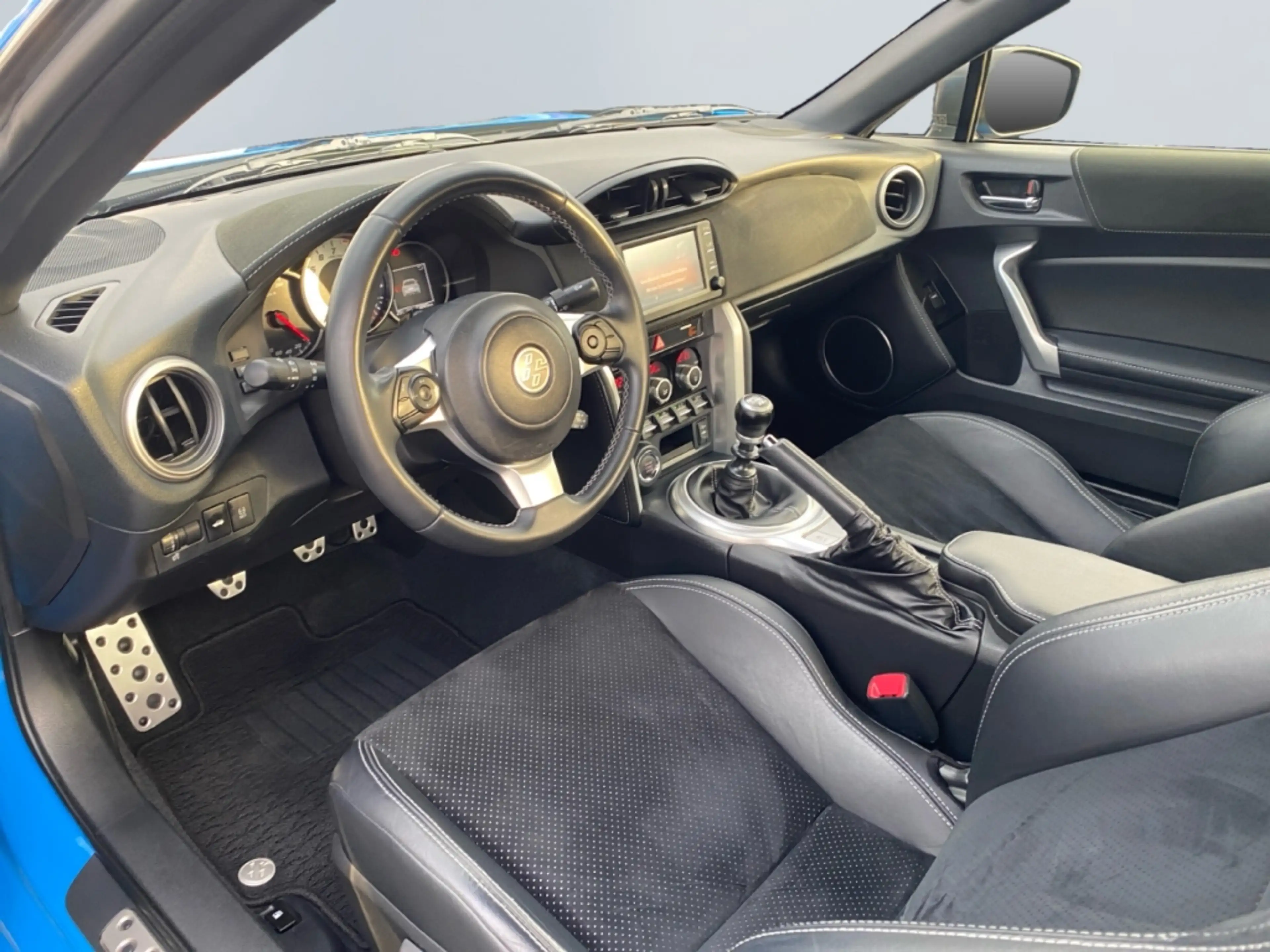 Toyota GT86 Dragon *Bi-LED*BREMBO*Alcantara*PDC*SmartKey* — photo 9