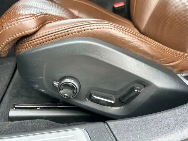 Volvo V90 Cross Country view 12
