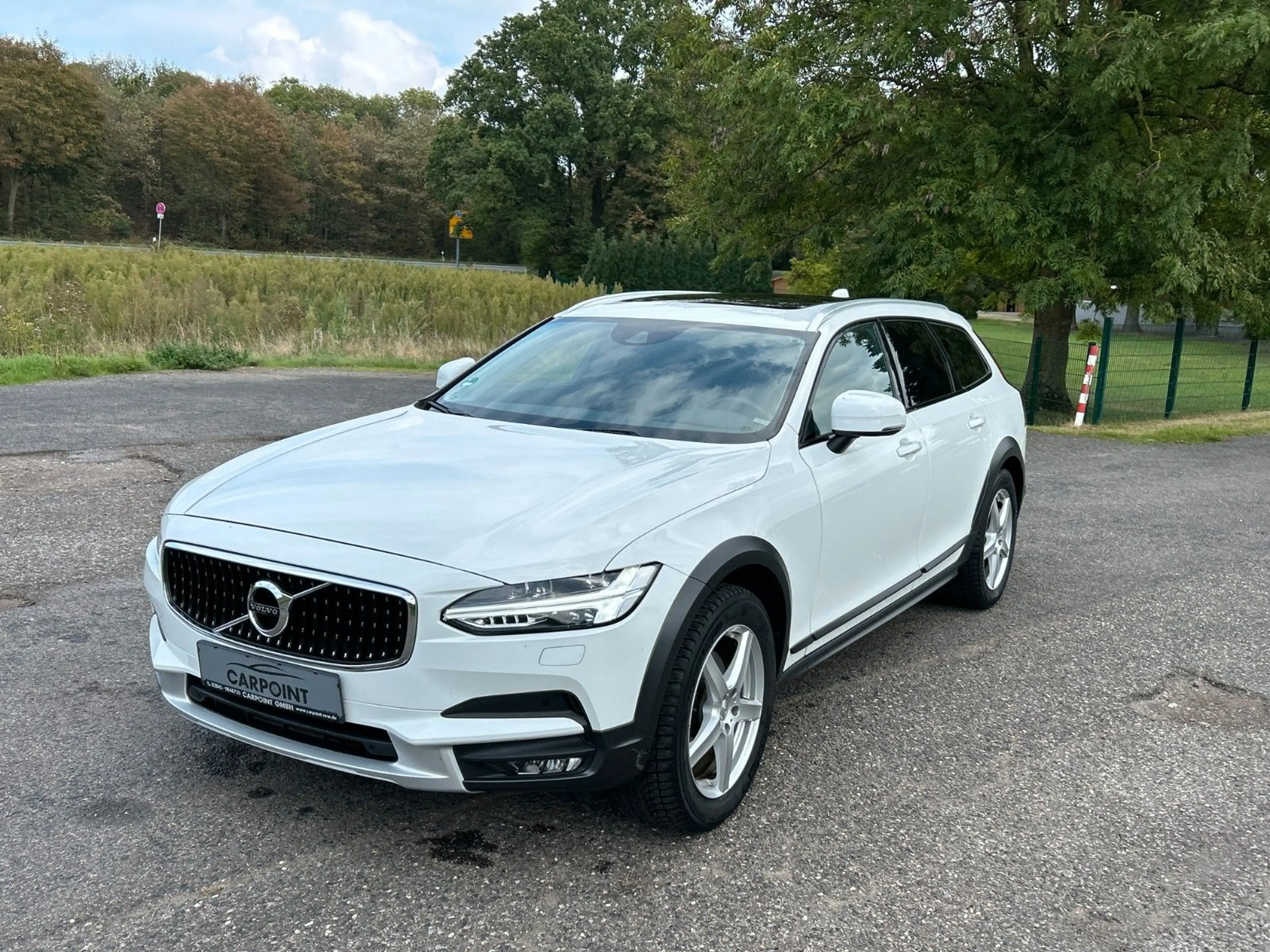 Volvo V90 Cross Country Pro 2.0 AWD Navi Kamera AHK — photo 9