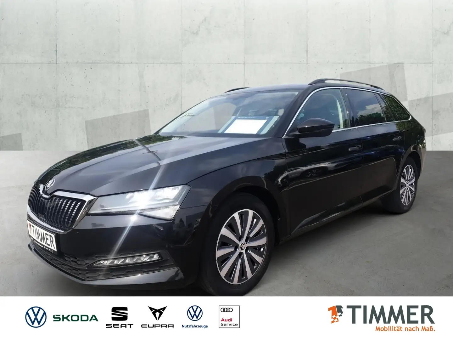 Skoda Superb 2.0 TDI DSG *LED *ACC *VIRTUAL *NAVI *DAB *SHZ *A Zwart - 1